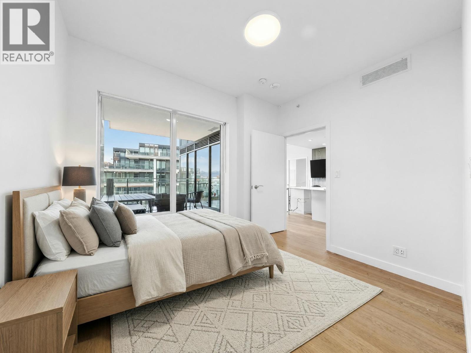 1007 6811 Pearson Way Property Photo 7