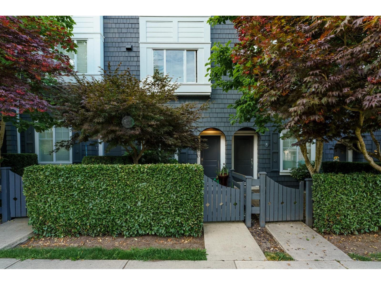 10 14955 60 AVENUE Property Image