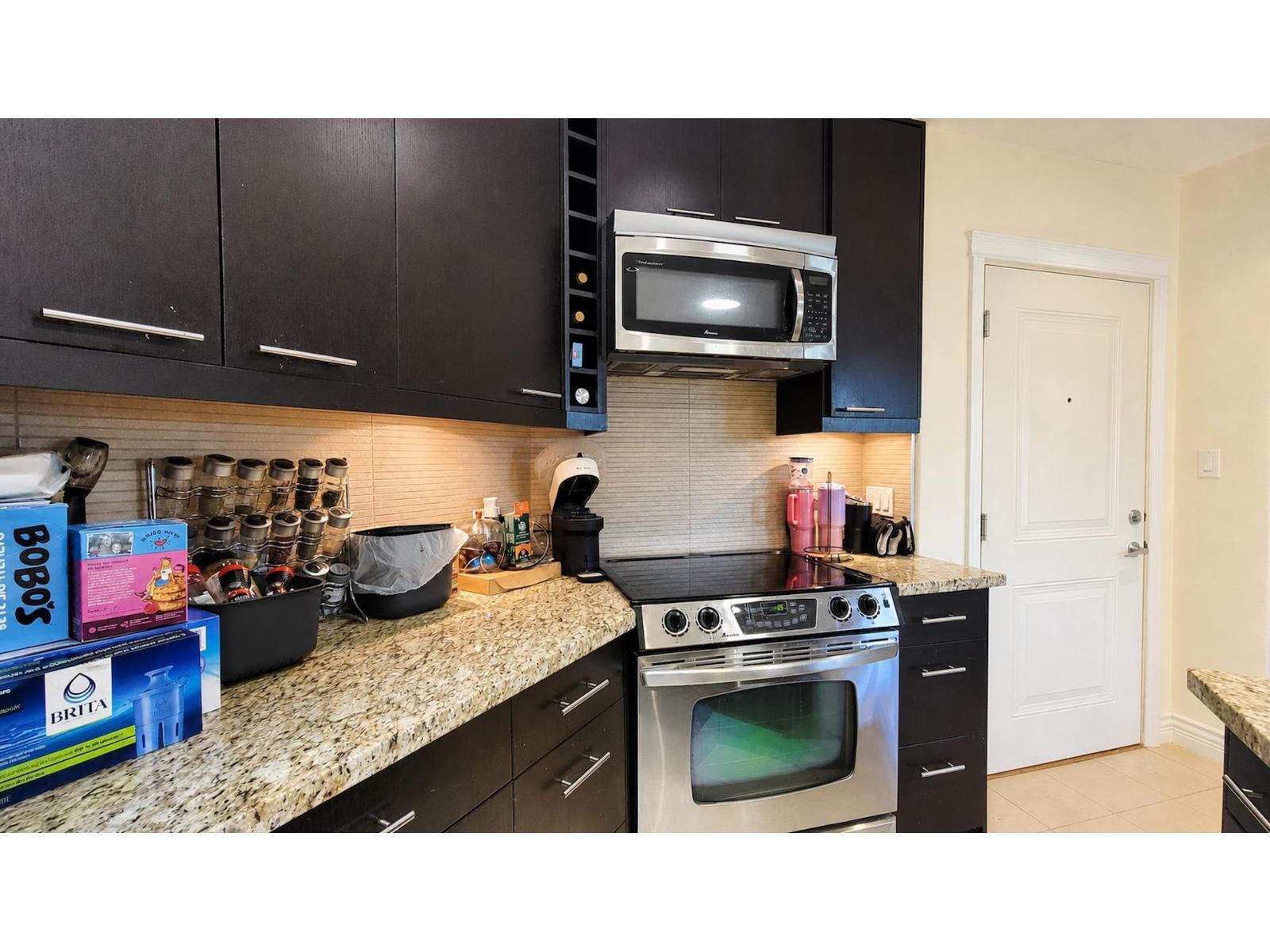 217 2970 King George Boulevard Property Photo 13