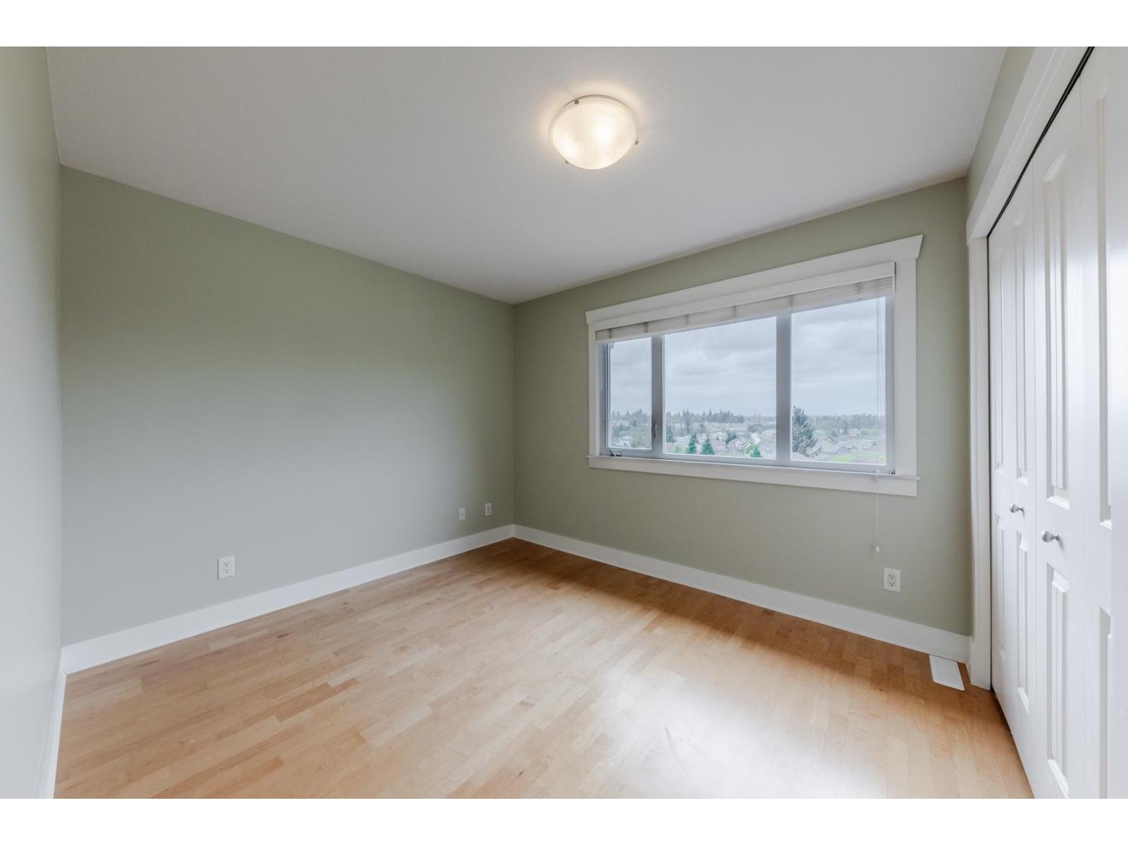 14650 61a Avenue Property Photo 6
