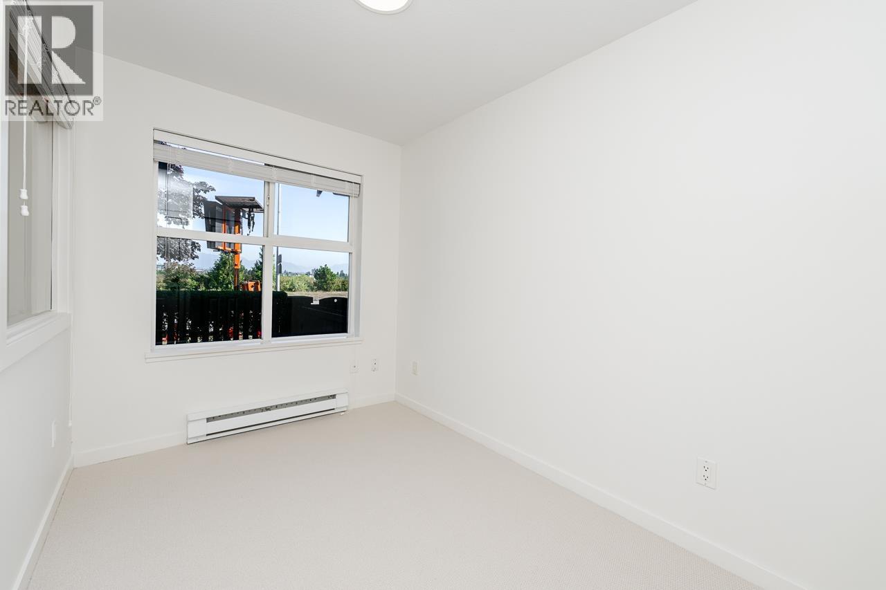 21 6099 Alder Street Property Photo 3