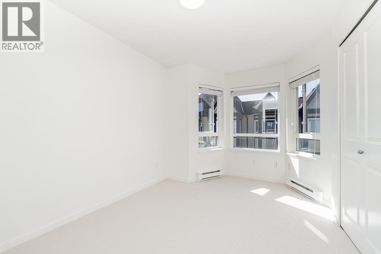 21 6099 Alder Street Property Photo 13