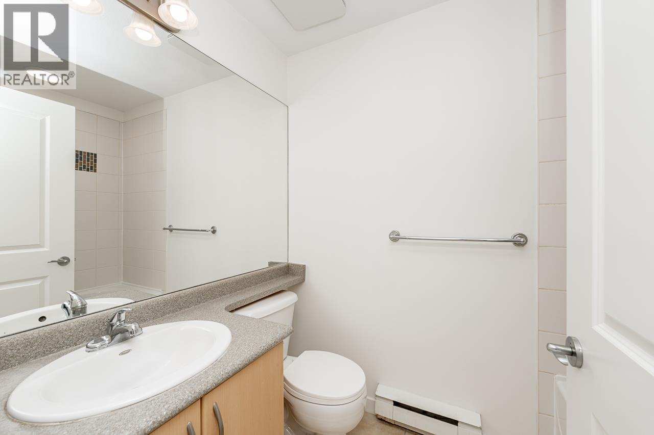 21 6099 Alder Street Property Photo 16
