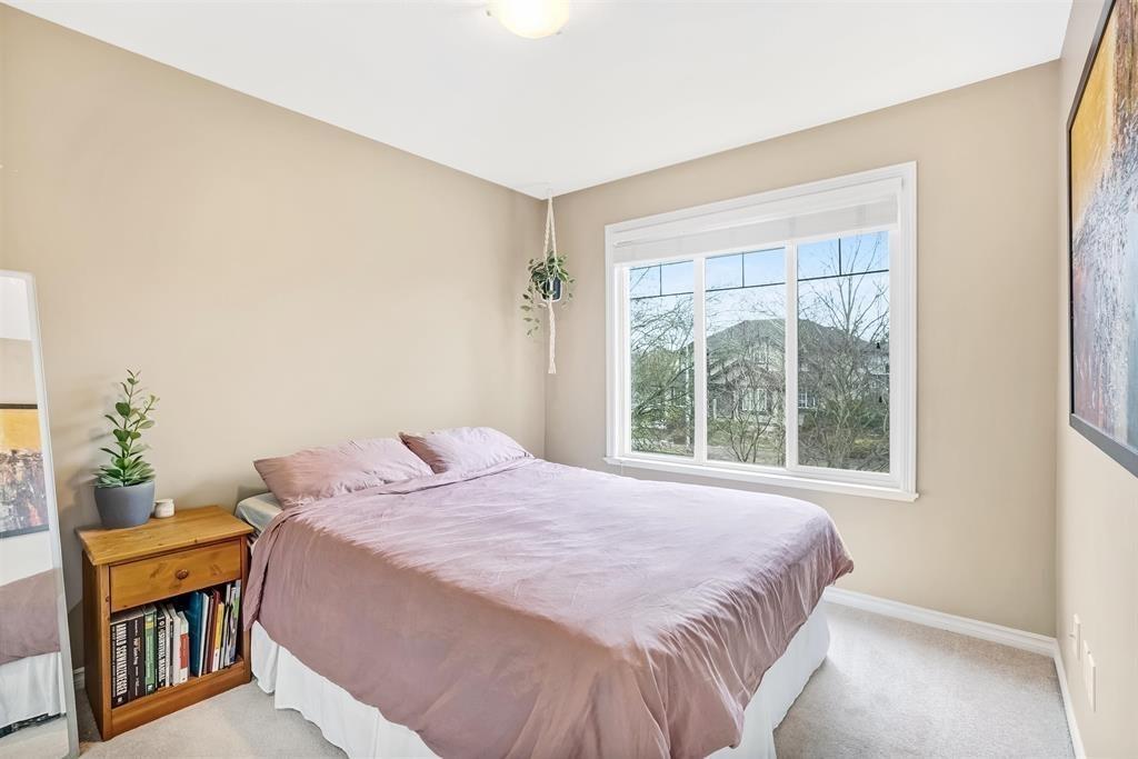5 6588 188 Street Property Photo 13