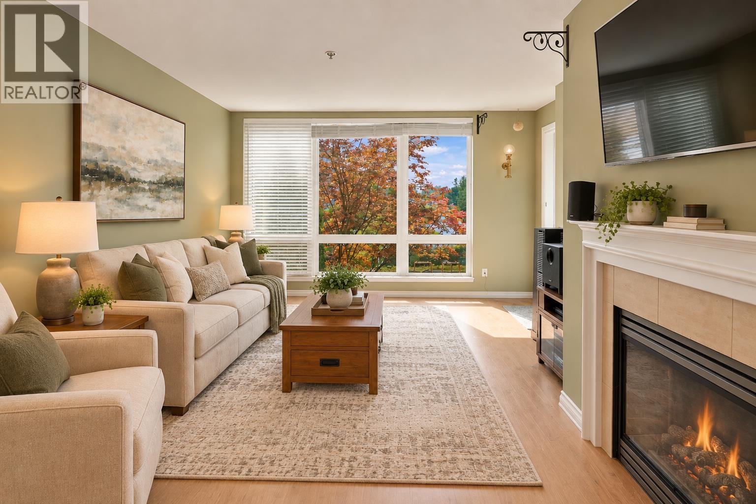 206 5800 Andrews Road Property Photo 1