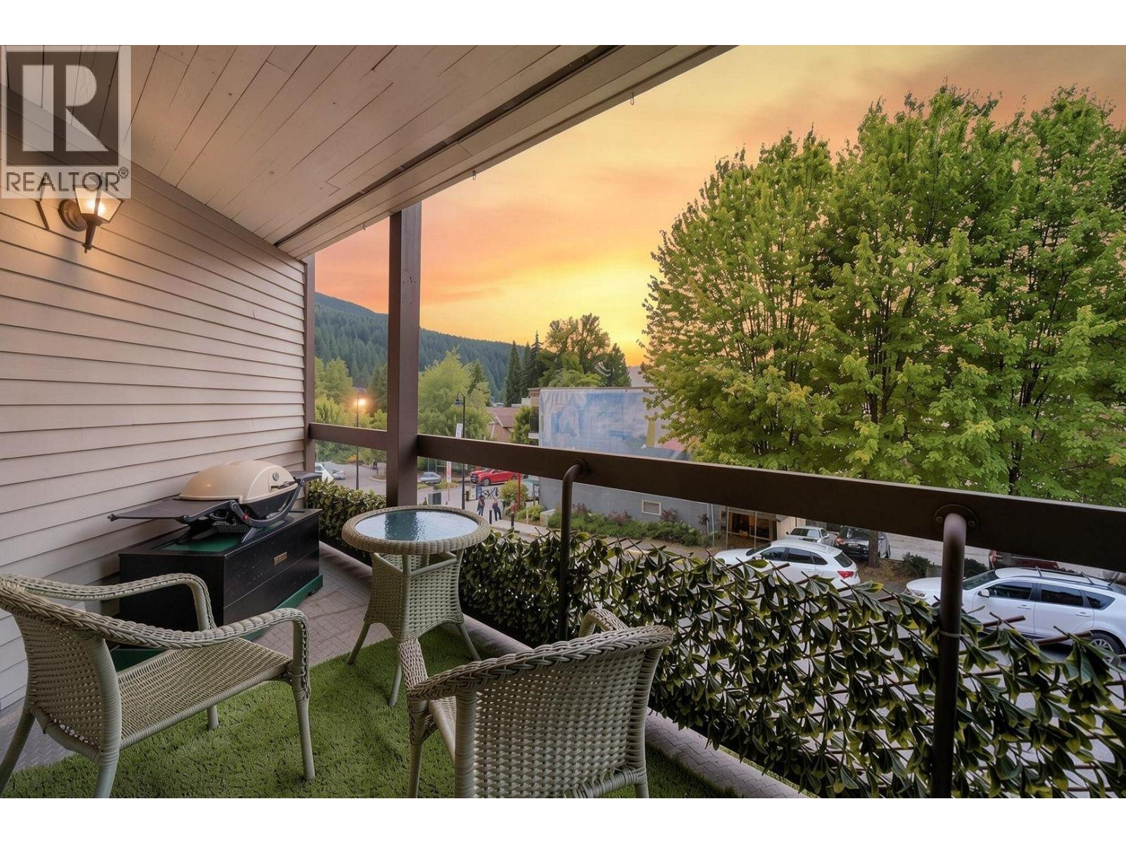 104 2181 Panorama Drive Property Photo 10