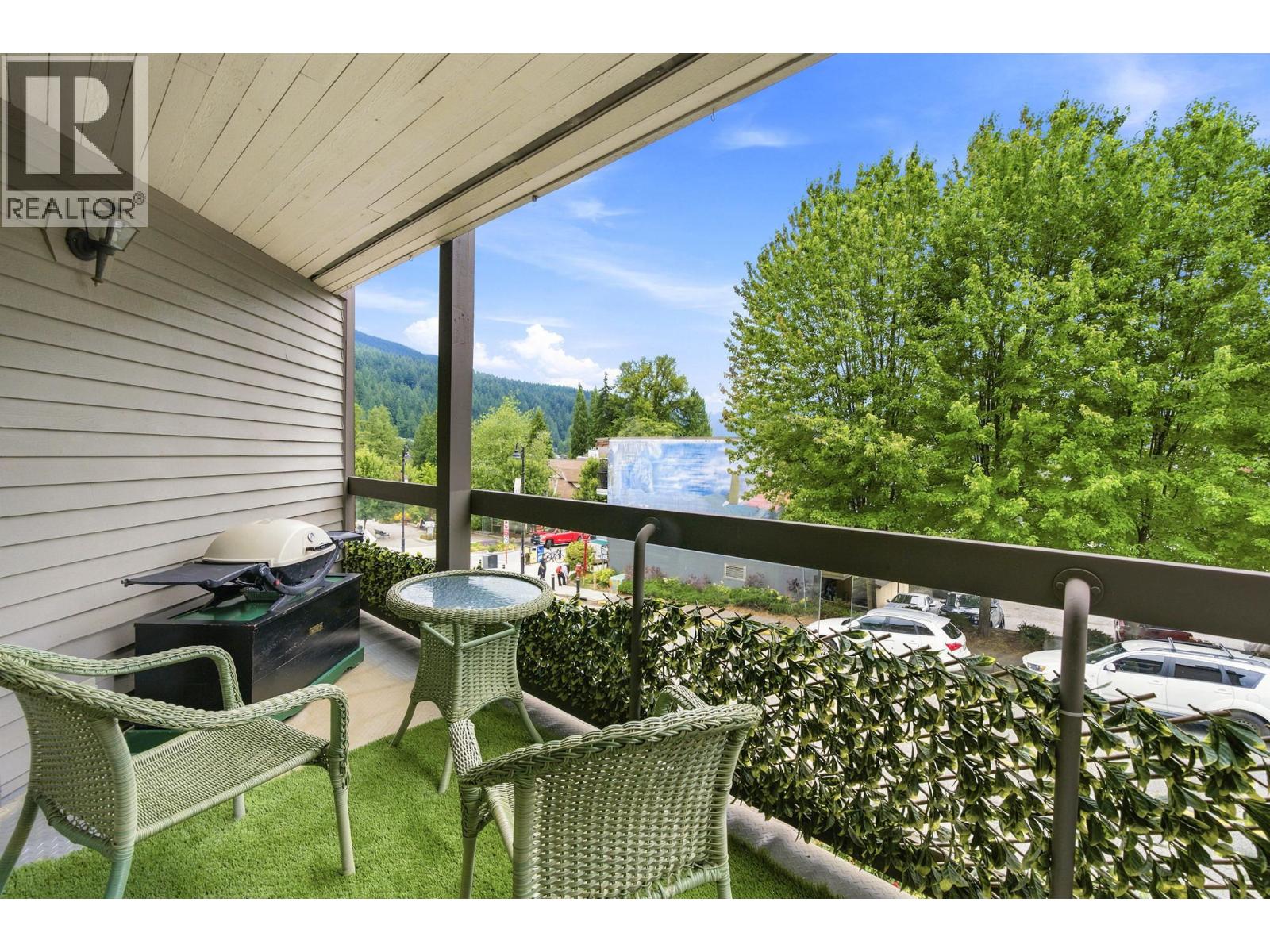 104 2181 Panorama Drive Property Photo 11