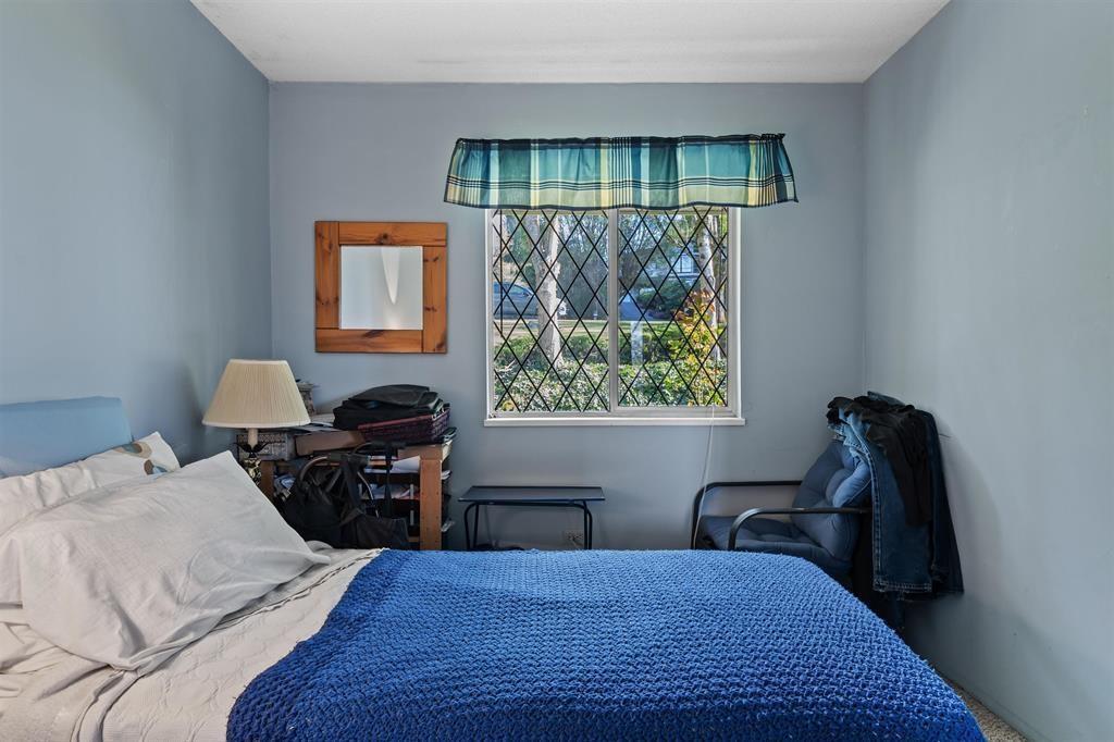 16881 31 Avenue Property Photo 19