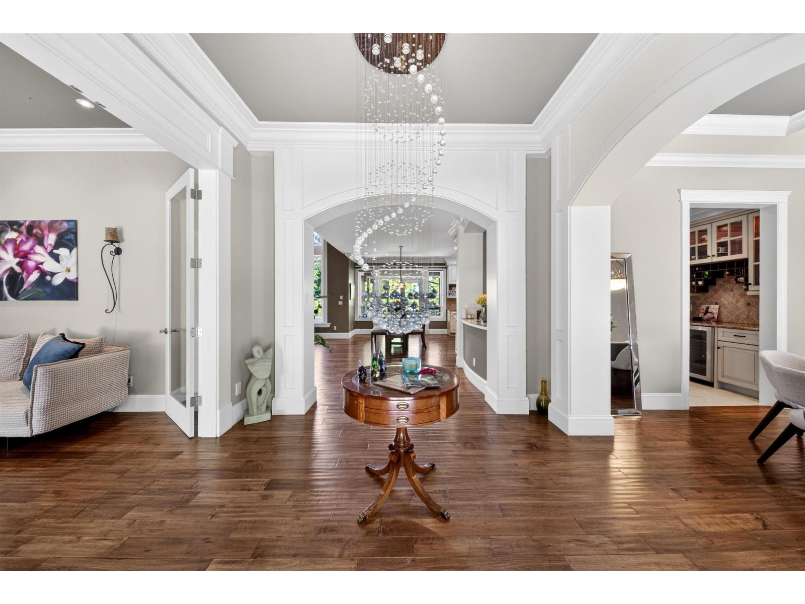 14057 28 Avenue Property Photo 4