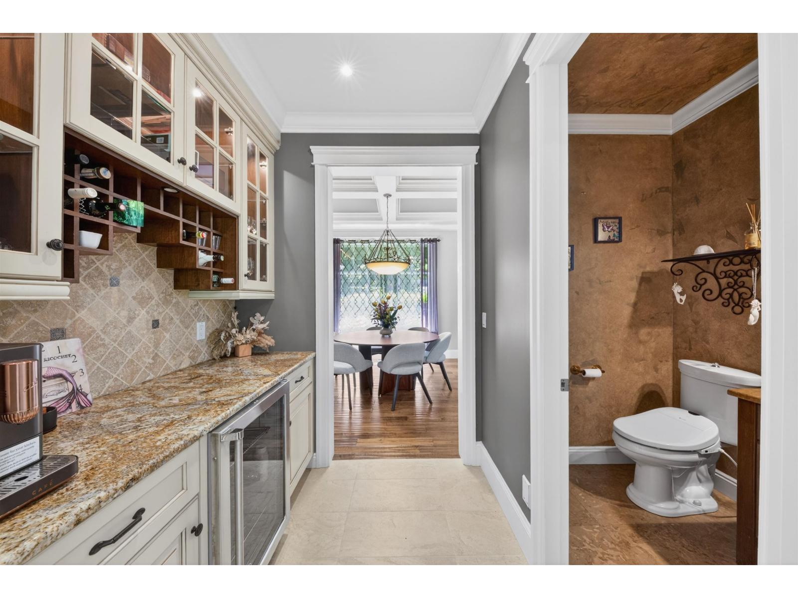 14057 28 Avenue Property Photo 11