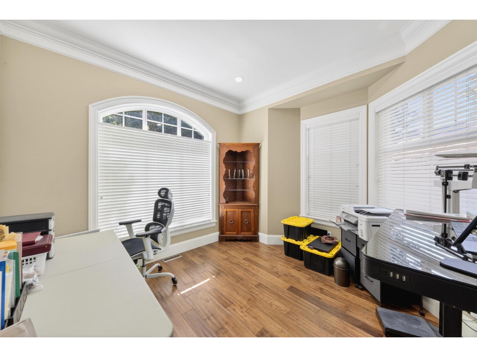 14057 28 Avenue Property Photo 15