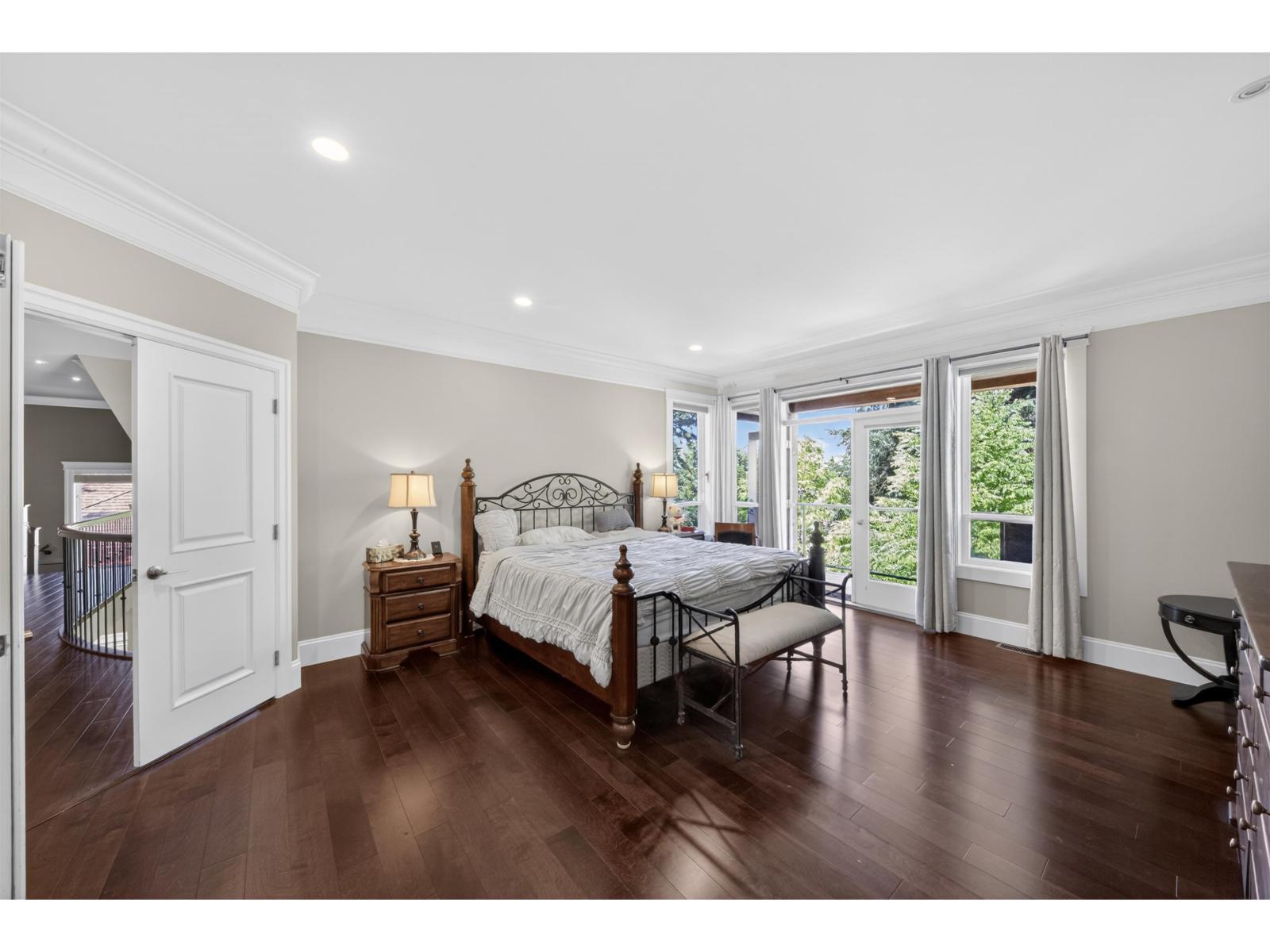 14057 28 Avenue Property Photo 18