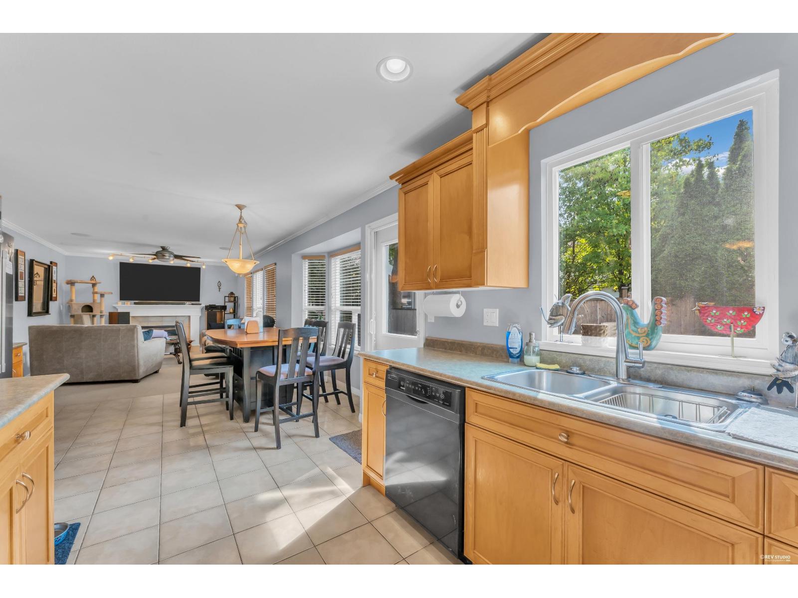 8333 167a Street Property Photo 12