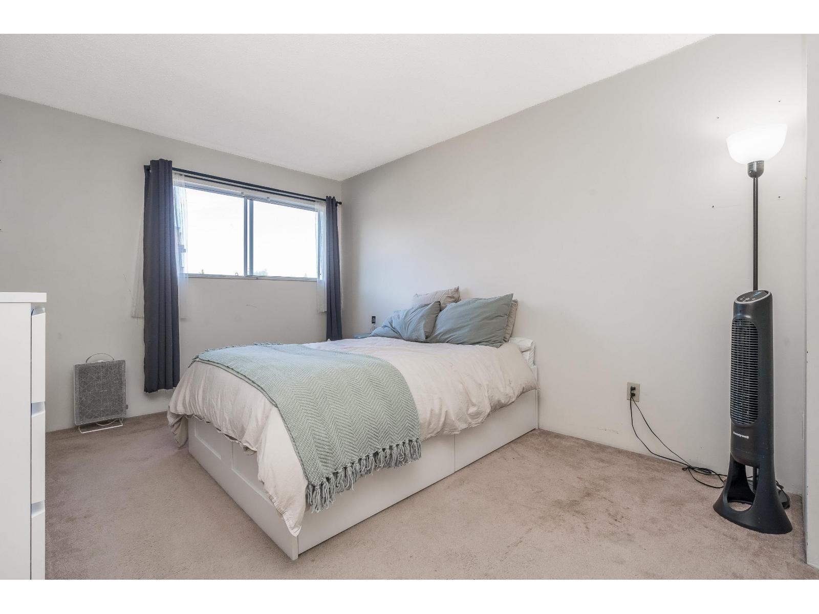 210 1860 E Southmere Crescent Property Photo 15