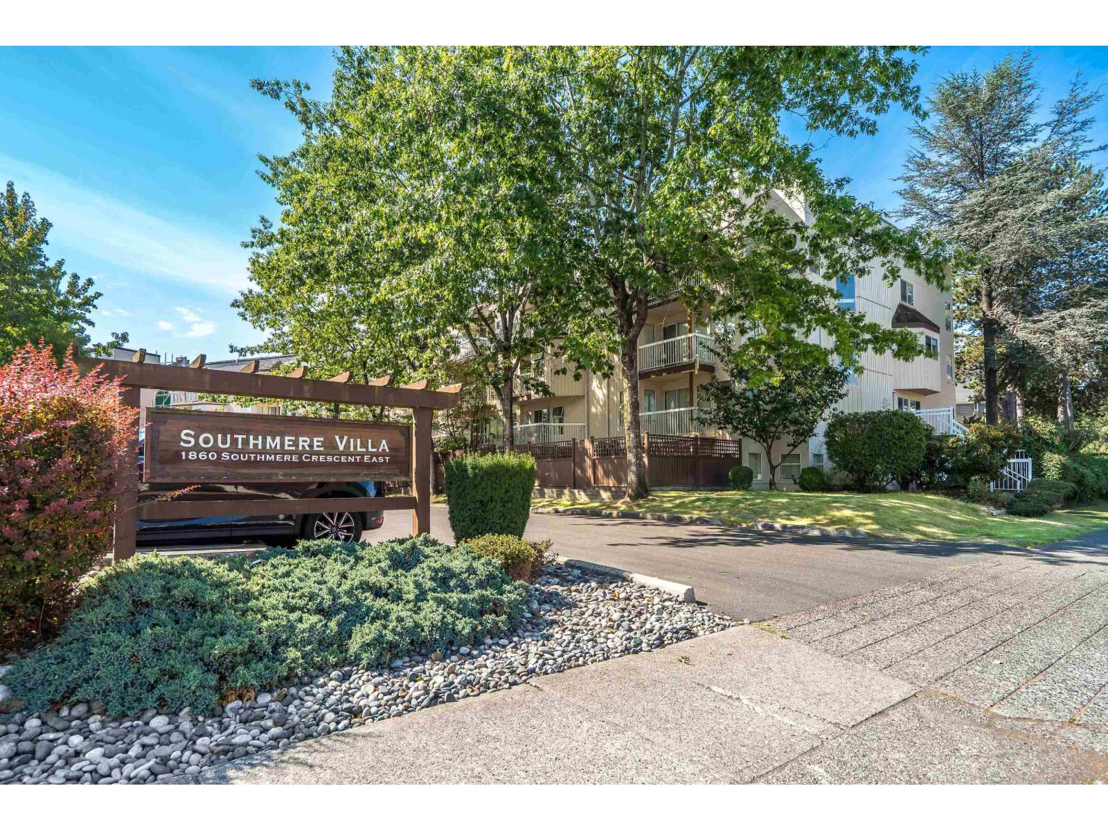 210 1860 E Southmere Crescent Property Photo 27