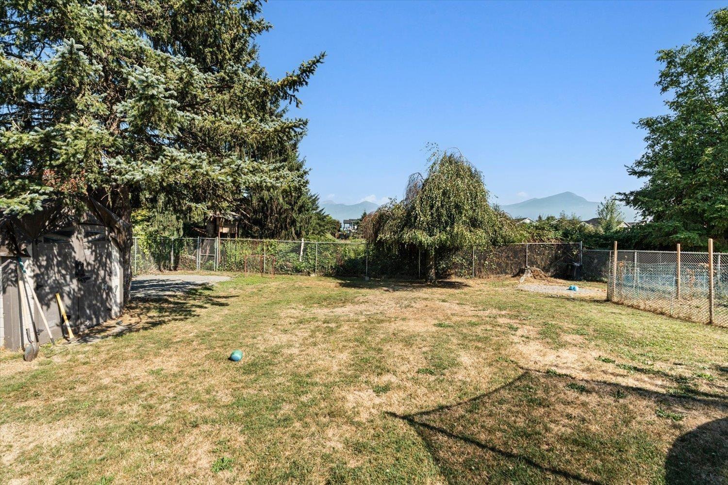 9334 James Street Property Photo 33