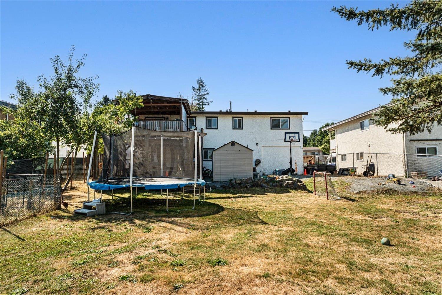 9334 James Street Property Photo 35