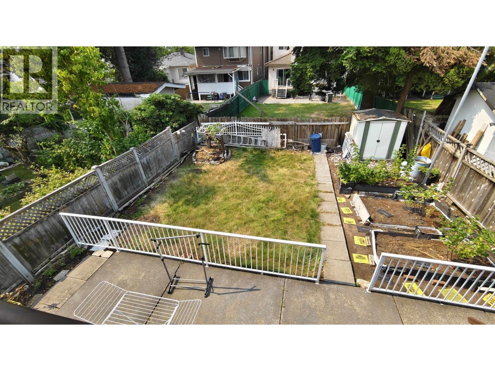 5863 Joyce Street Property Photo 12