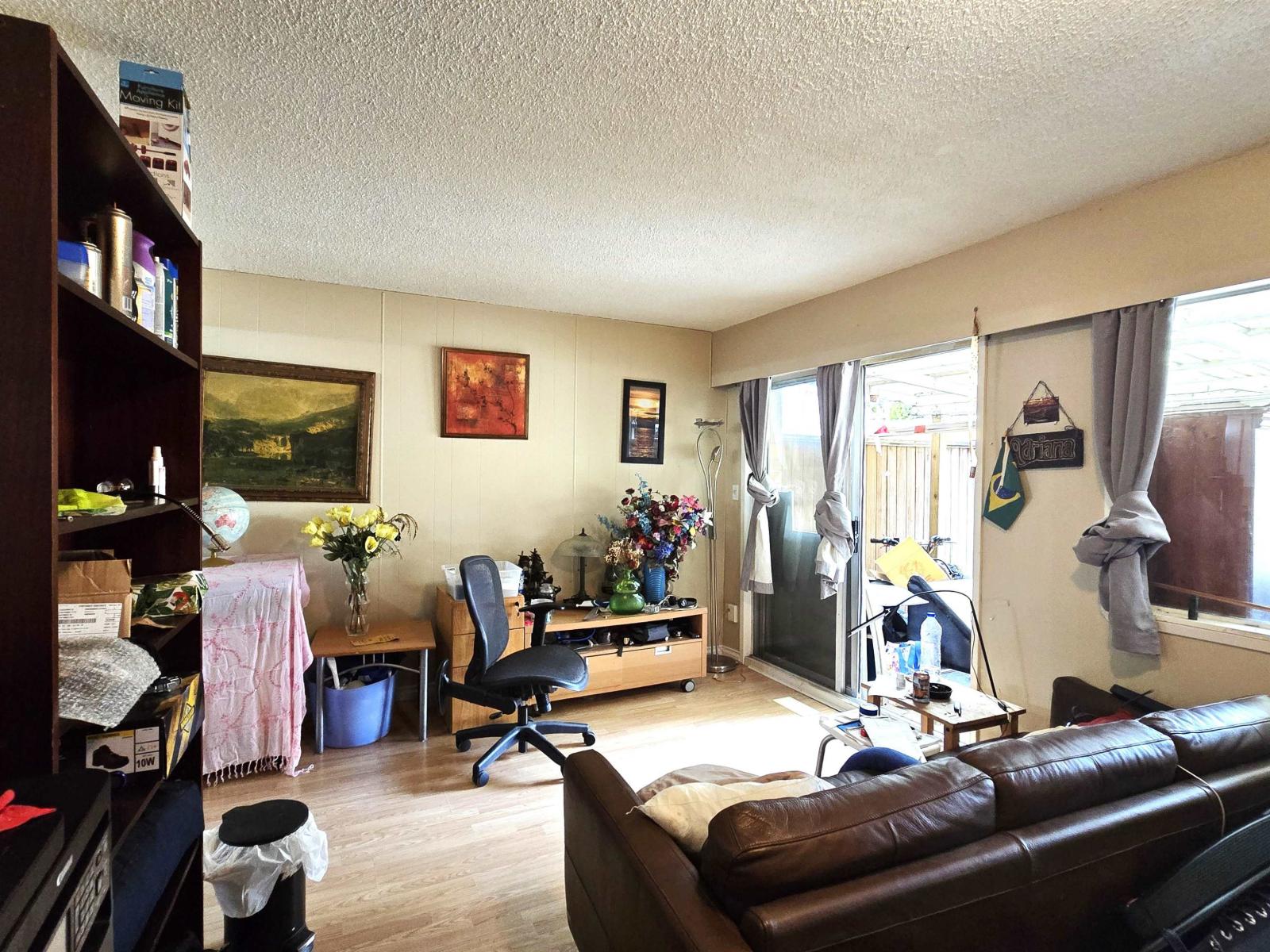 11 2048 Mccallum Road Property Photo 7