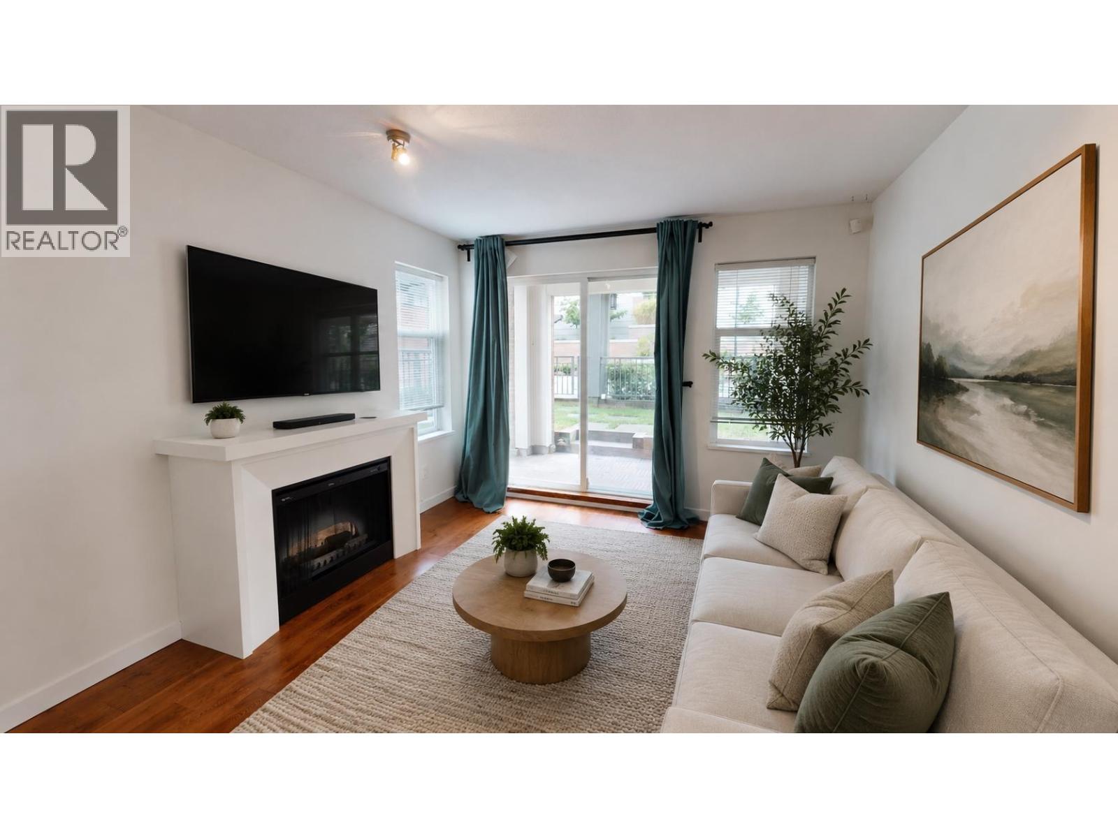 106 4788 Brentwood Drive Property Photo 4