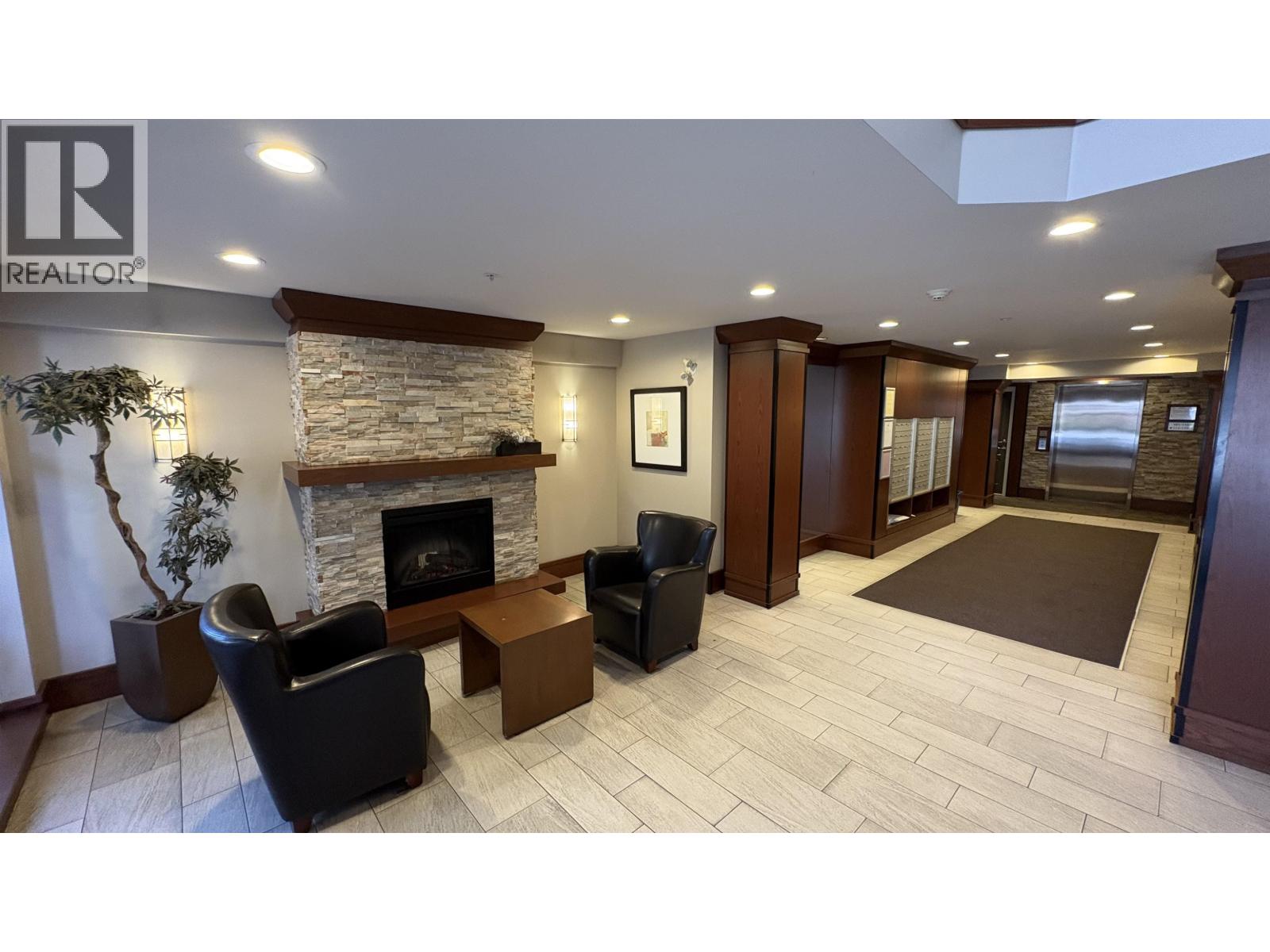 106 4788 Brentwood Drive Property Photo 19