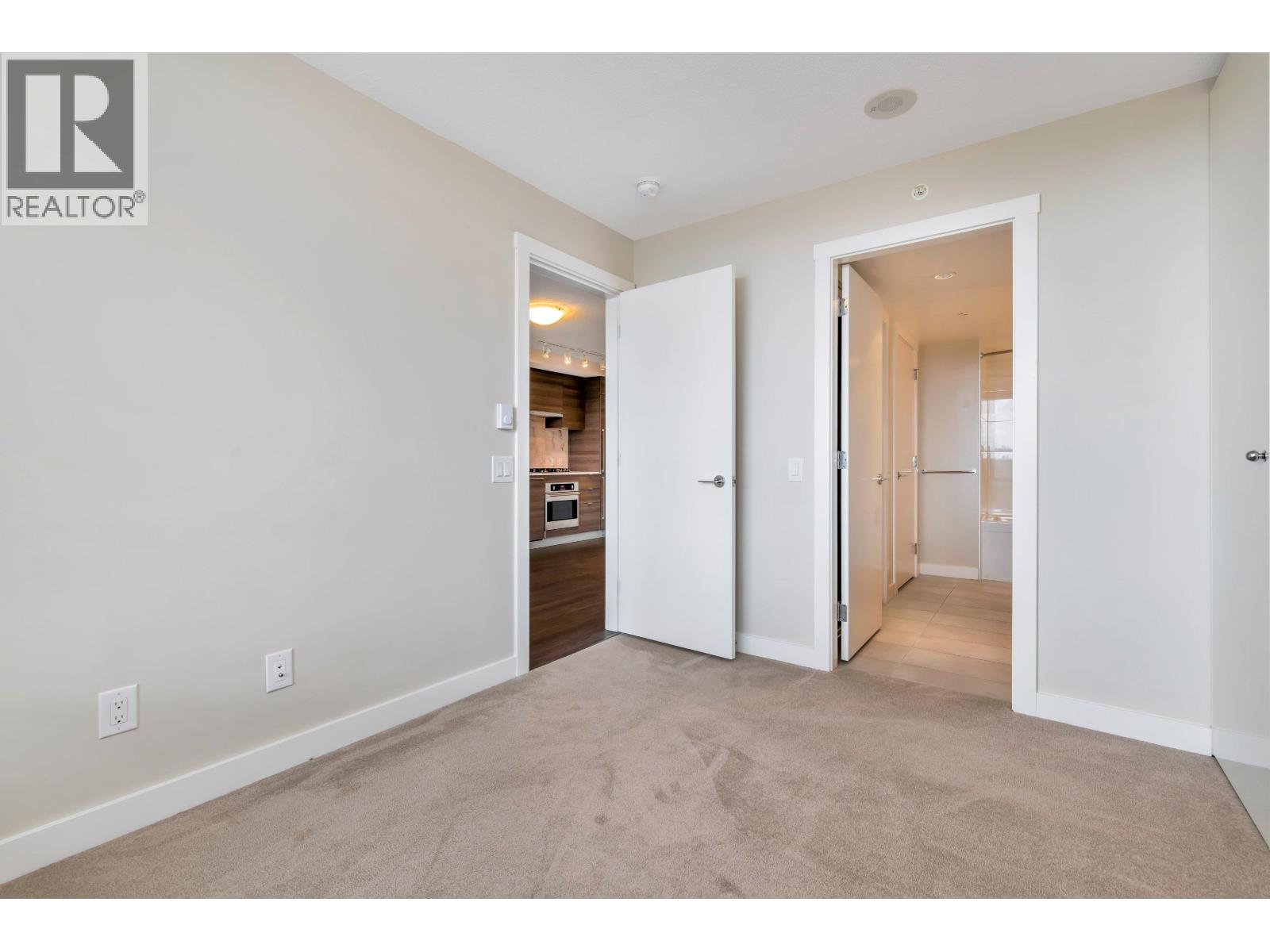 1407 602 Como Lake Avenue Property Photo 3