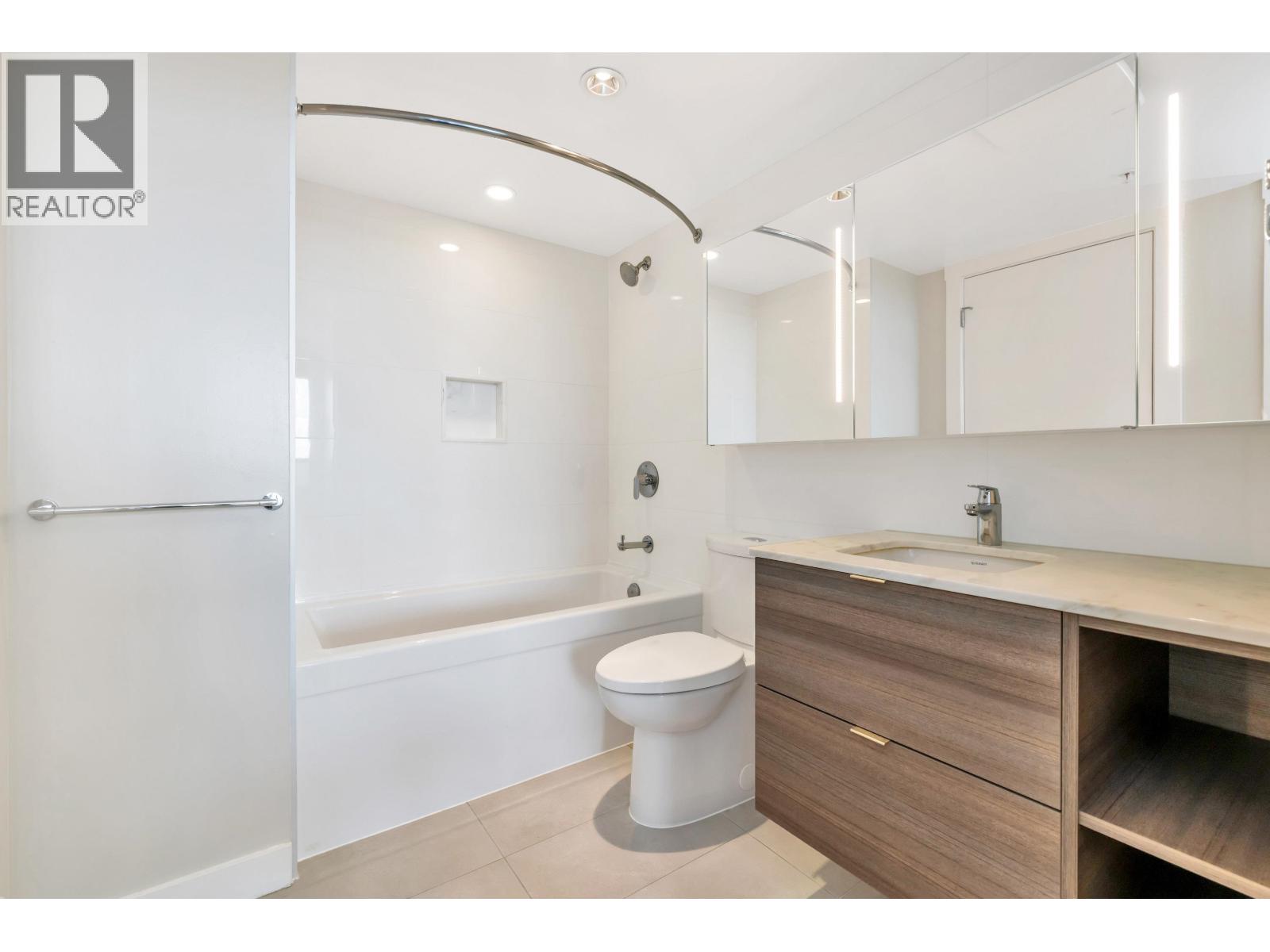 1407 602 Como Lake Avenue Property Photo 8