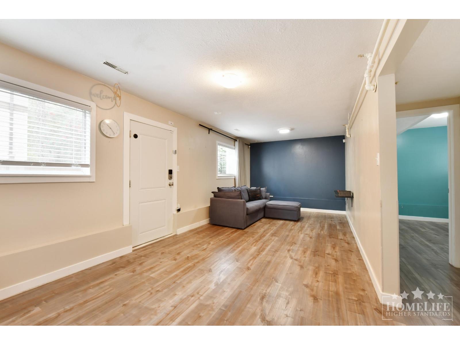 B 20844 Douglas Crescent Property Photo 13