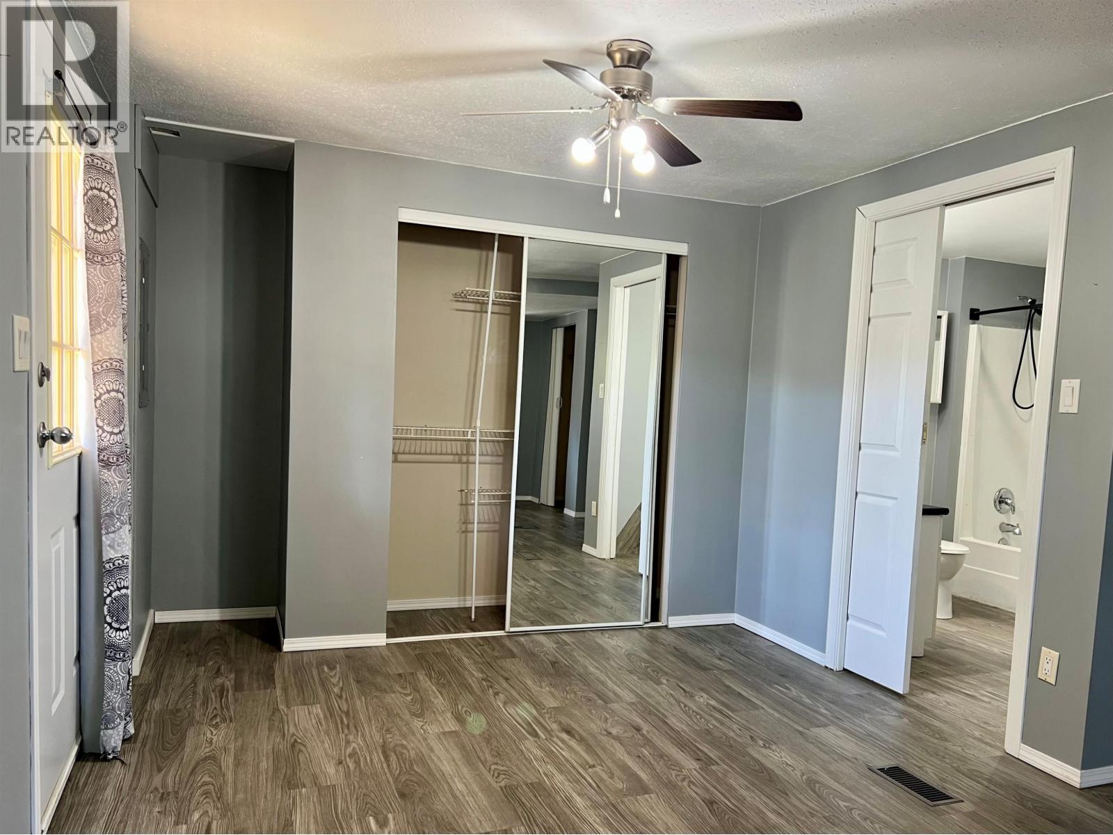 5396 Park Drive Property Photo 16