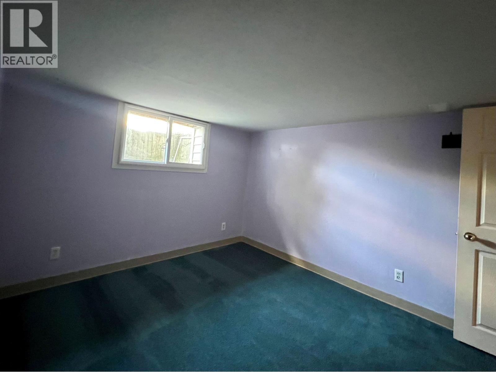 5396 Park Drive Property Photo 23