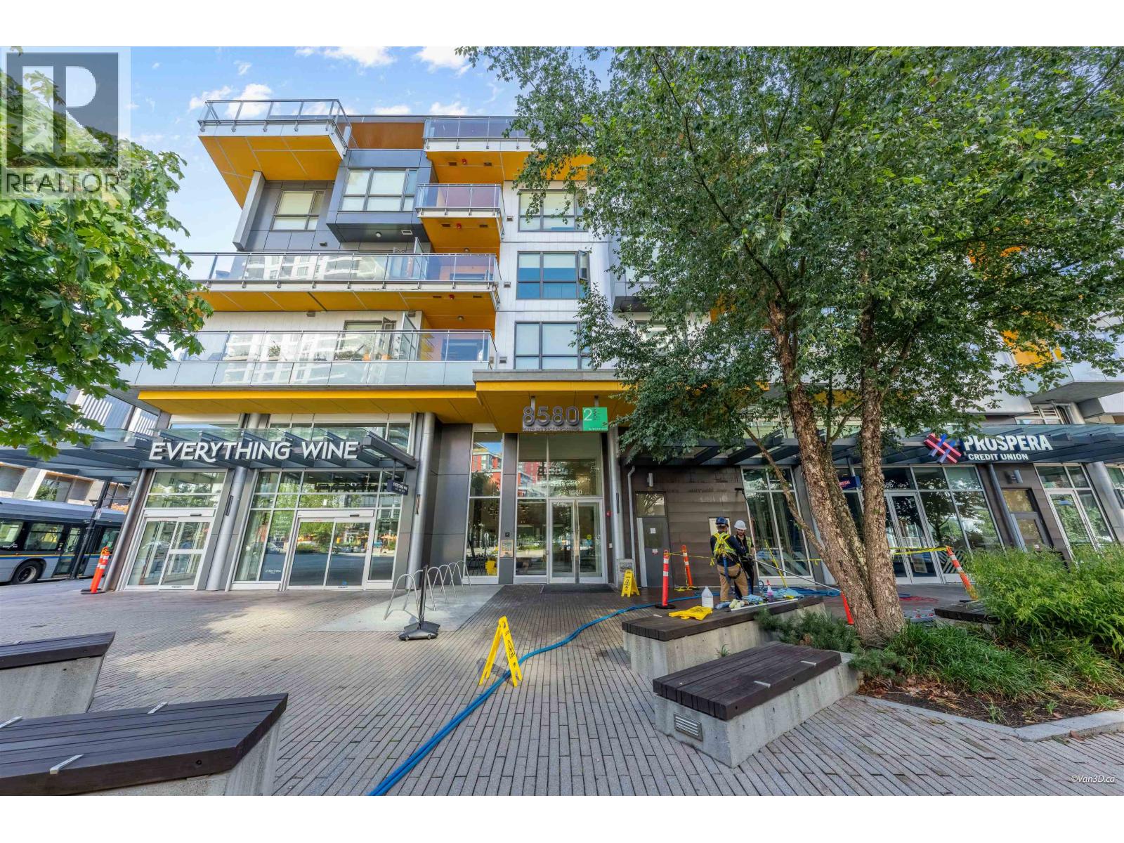 711 8580 River District Crossing Property Photo 1