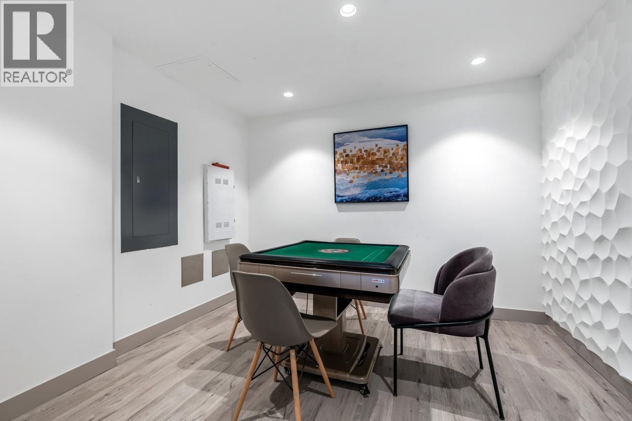 1601 5766 Gilbert Road Property Photo 34