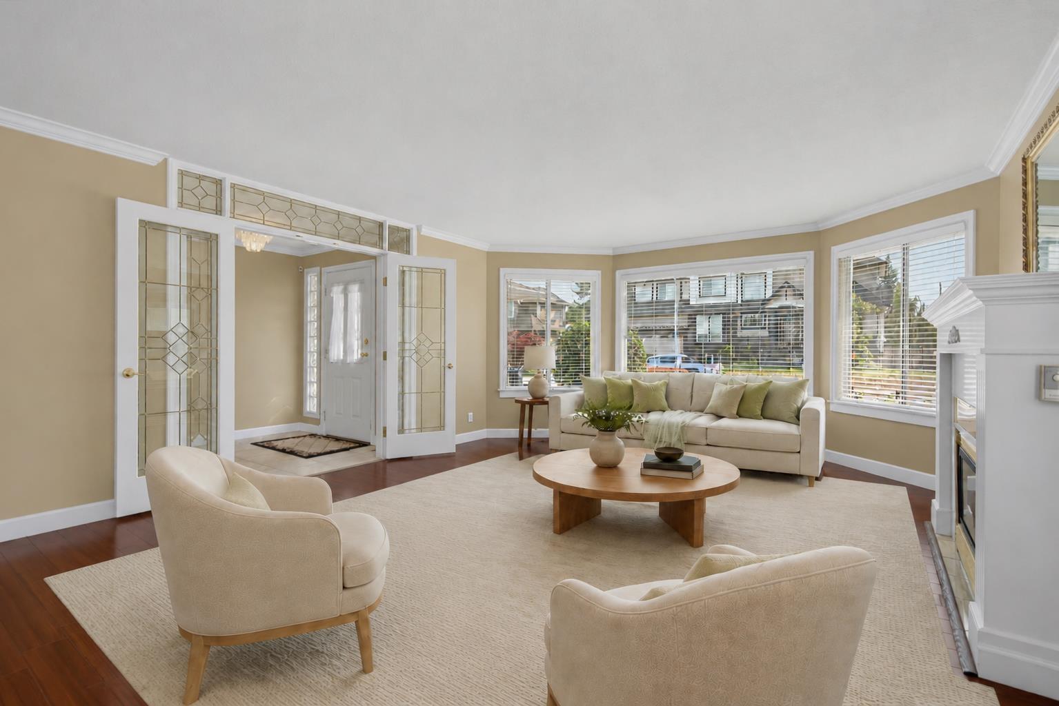 16407 11a Avenue Property Photo 6