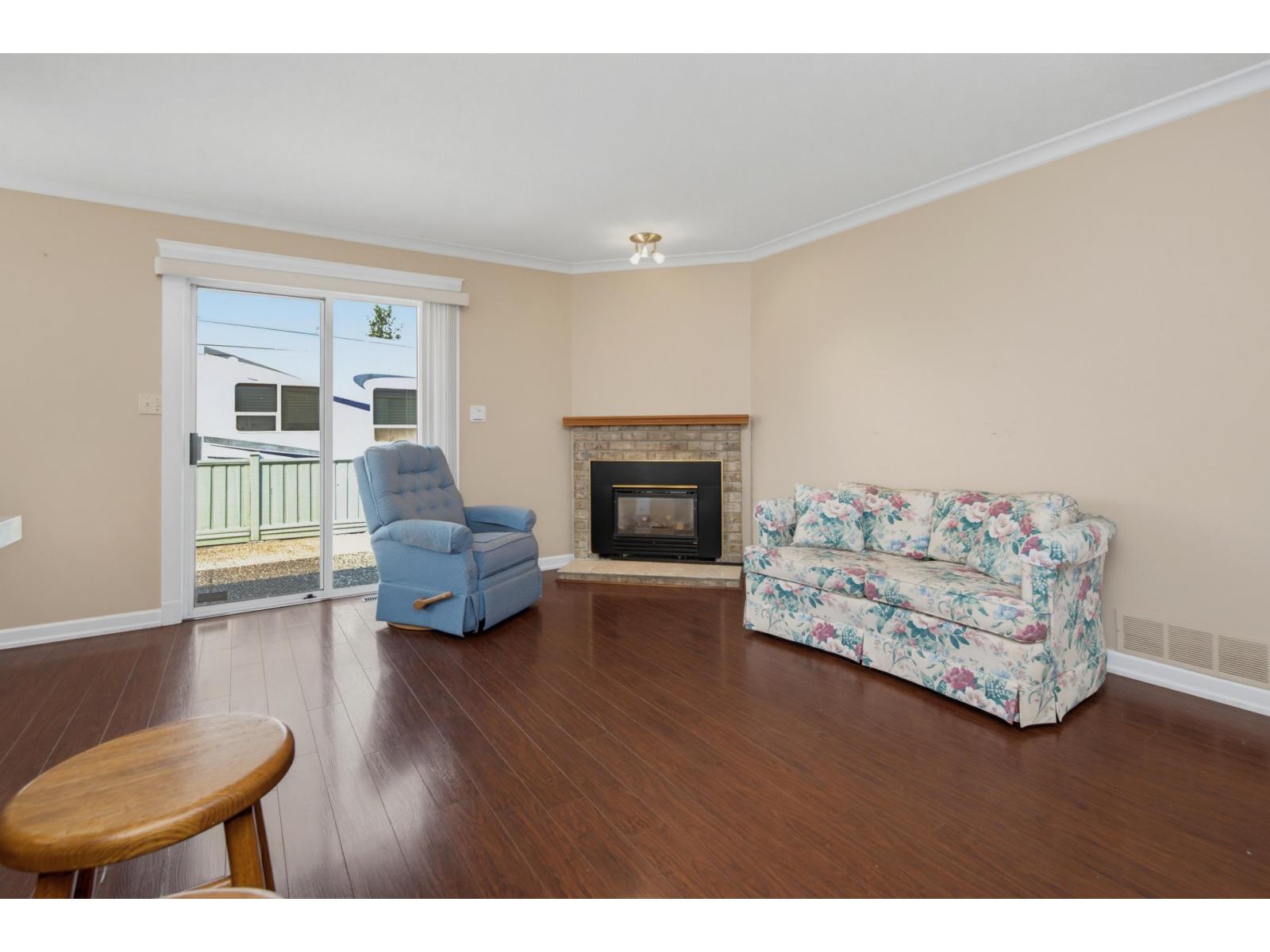 16407 11a Avenue Property Photo 19