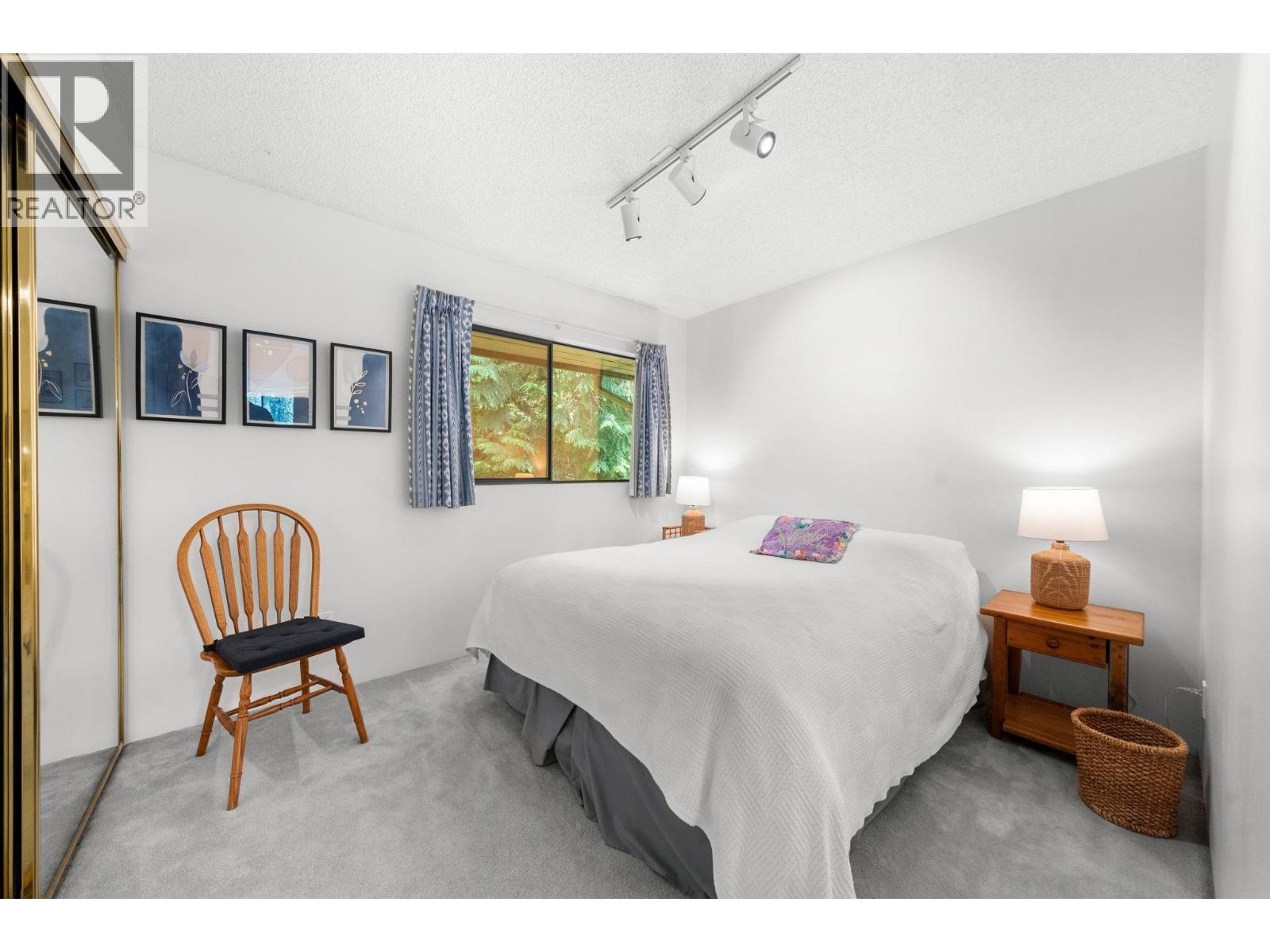 826 Frederick Road Property Photo 25