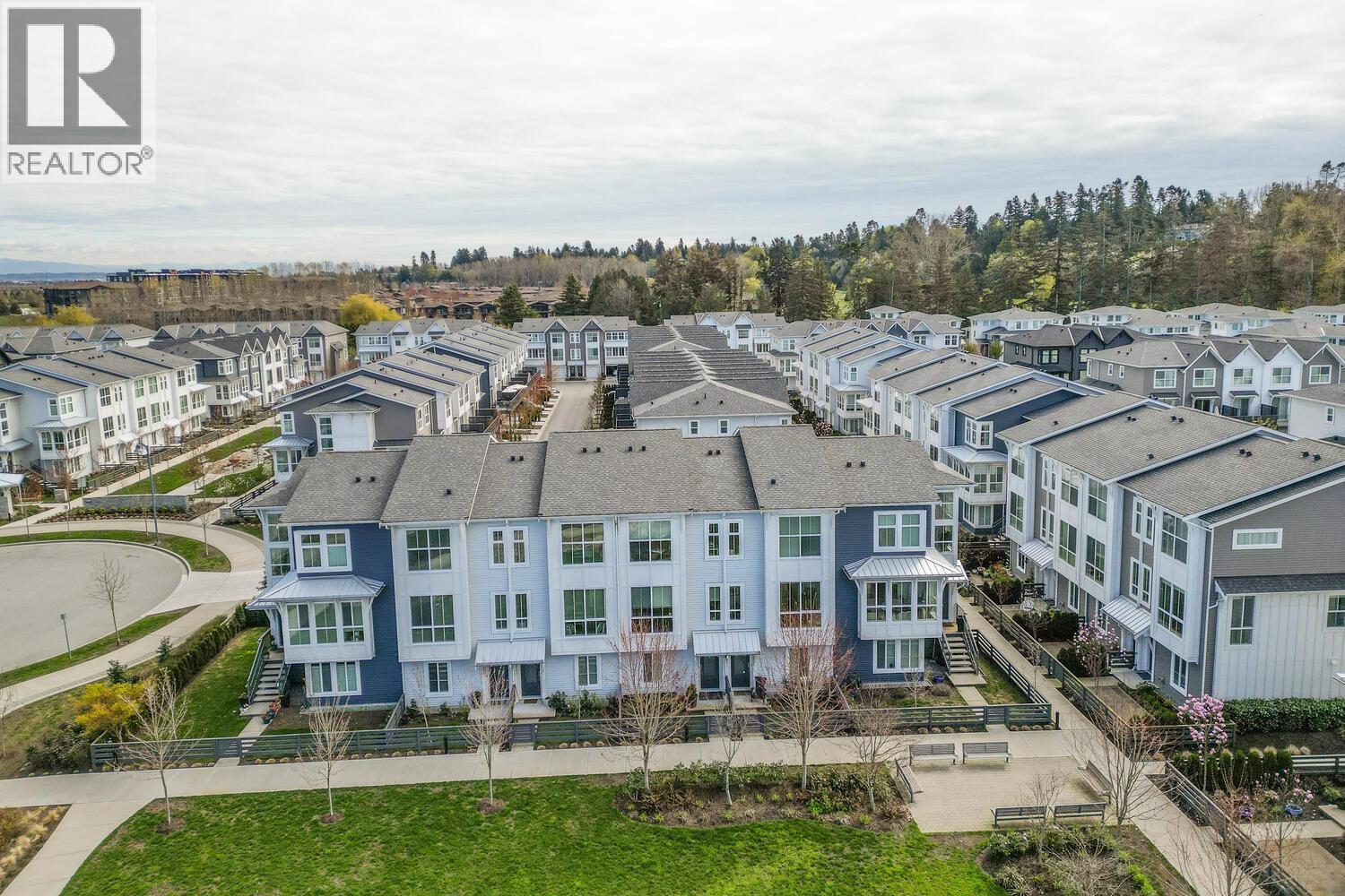 3 4716 ORCA WAY