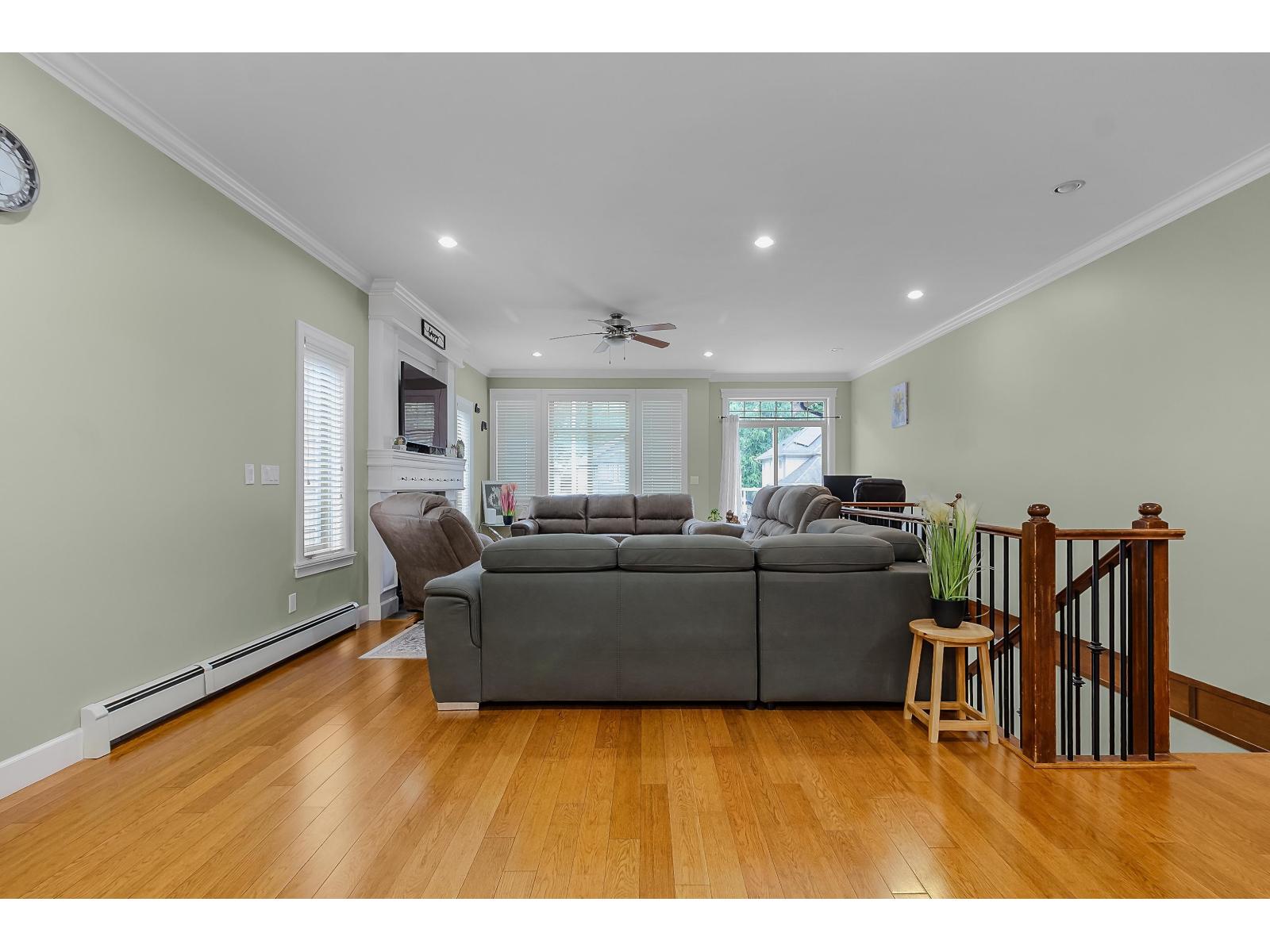 46225 Kermode Crescent Property Photo 10