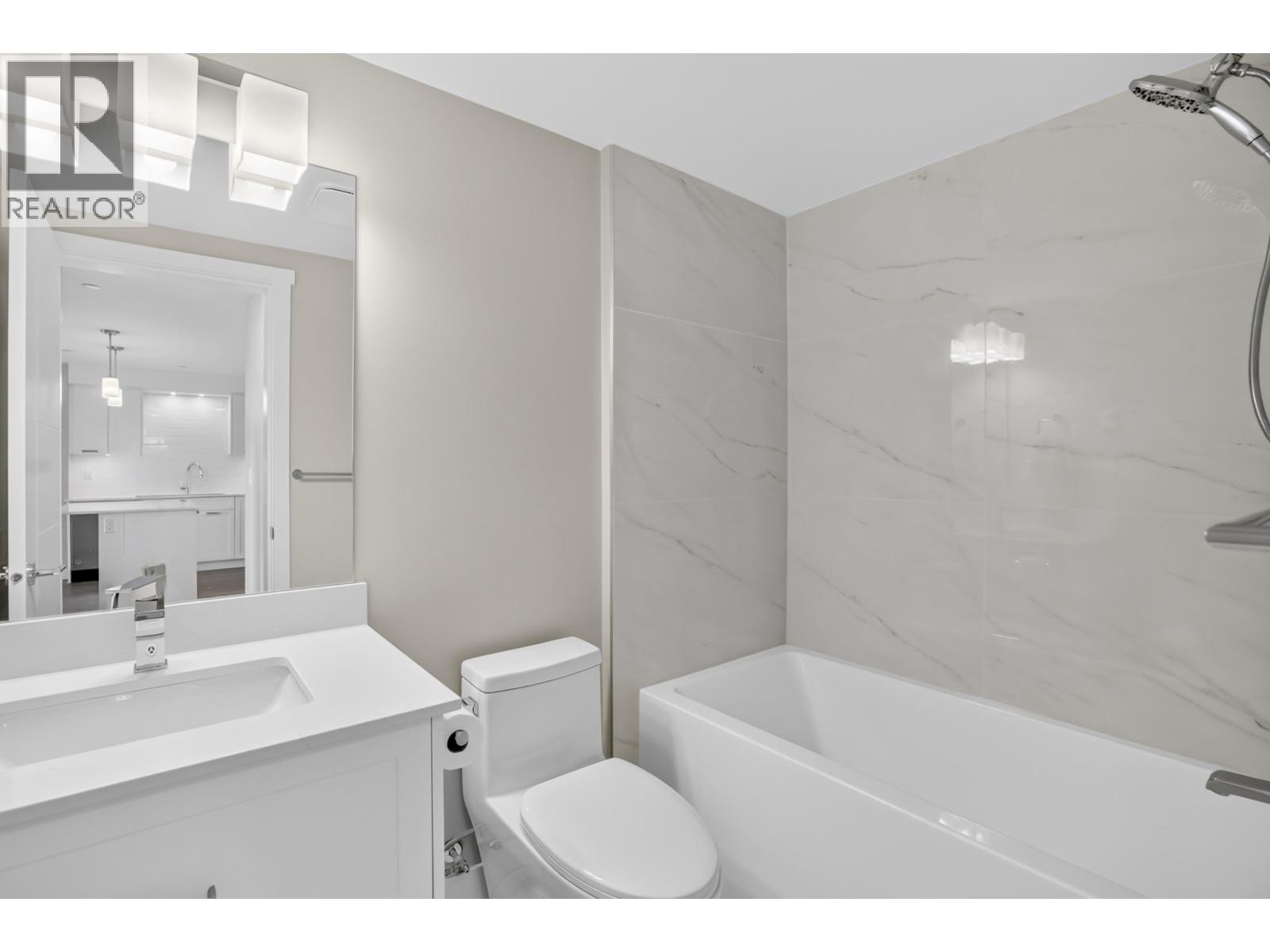 311 22562 121 Avenue Property Photo 18