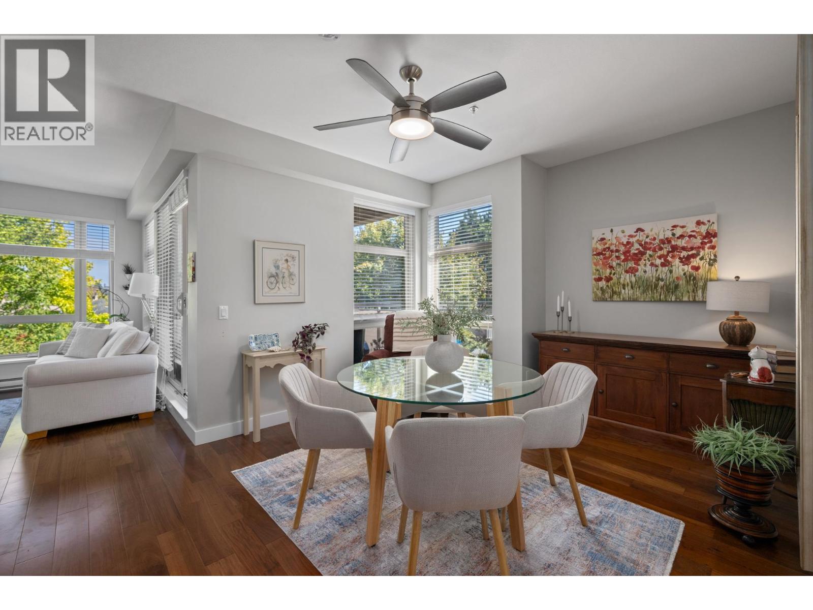 312 1166 54a Street Property Photo 9