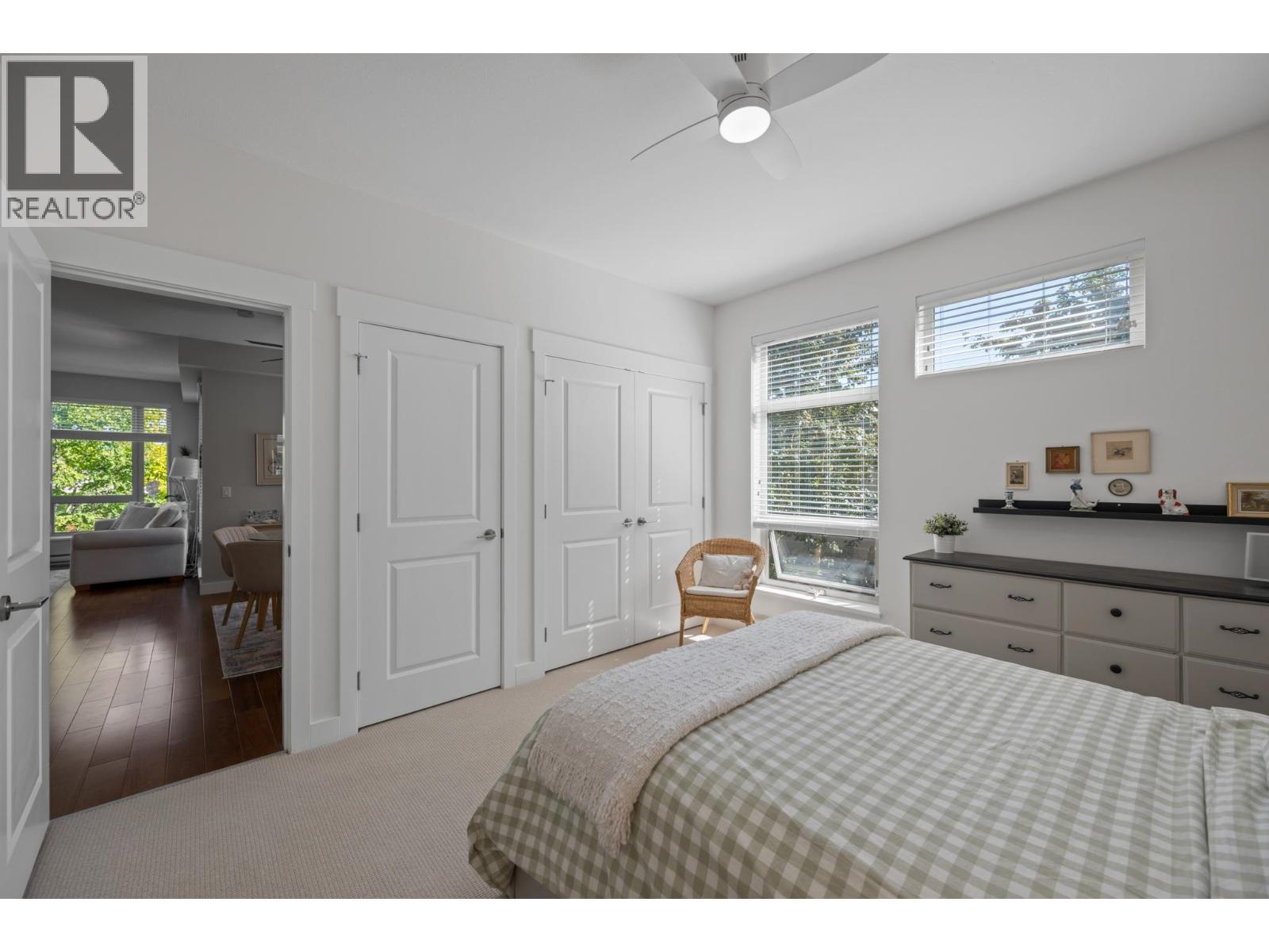 312 1166 54a Street Property Photo 22