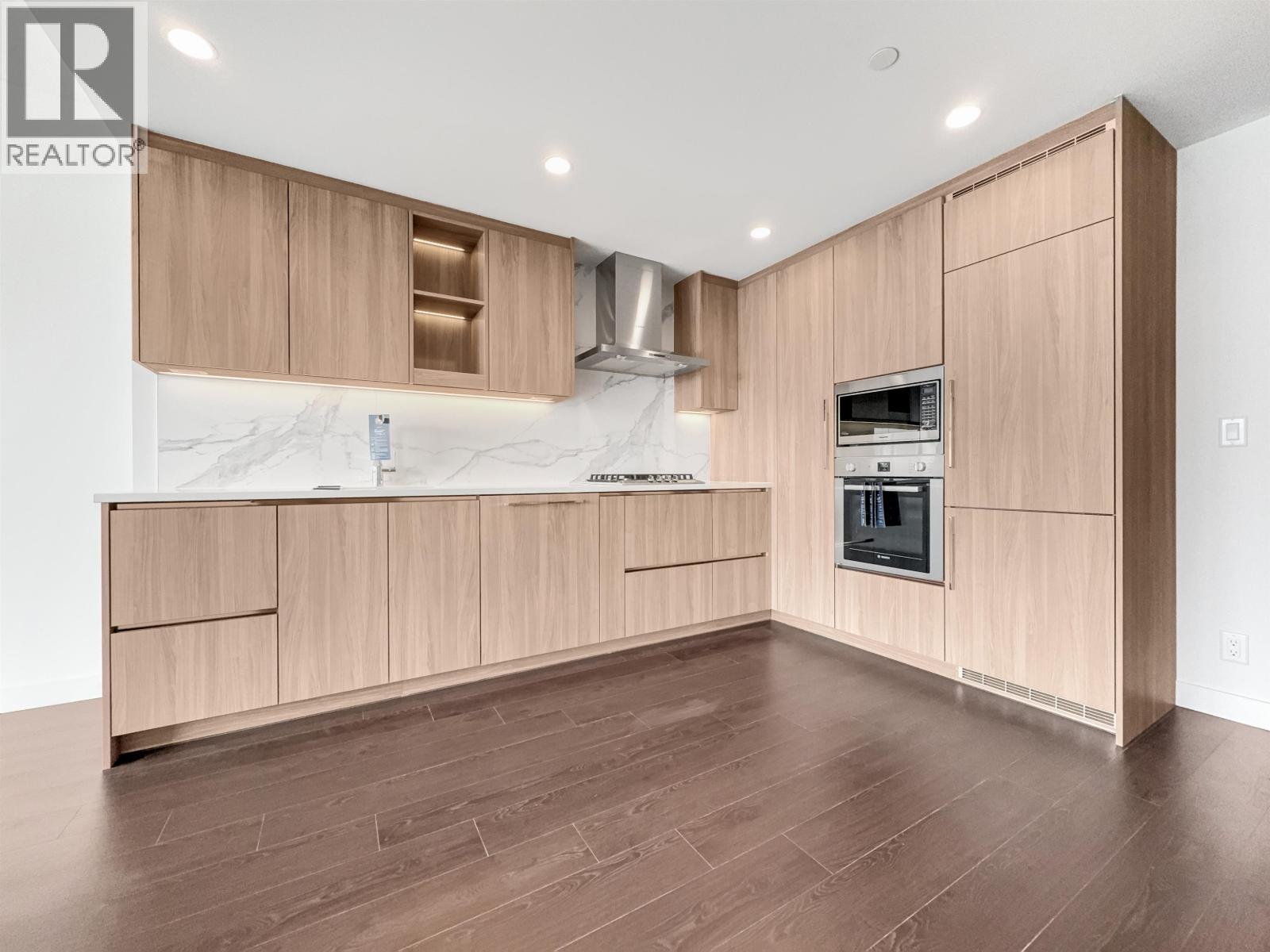 16xx 4890 Lougheed Highway Property Photo 1