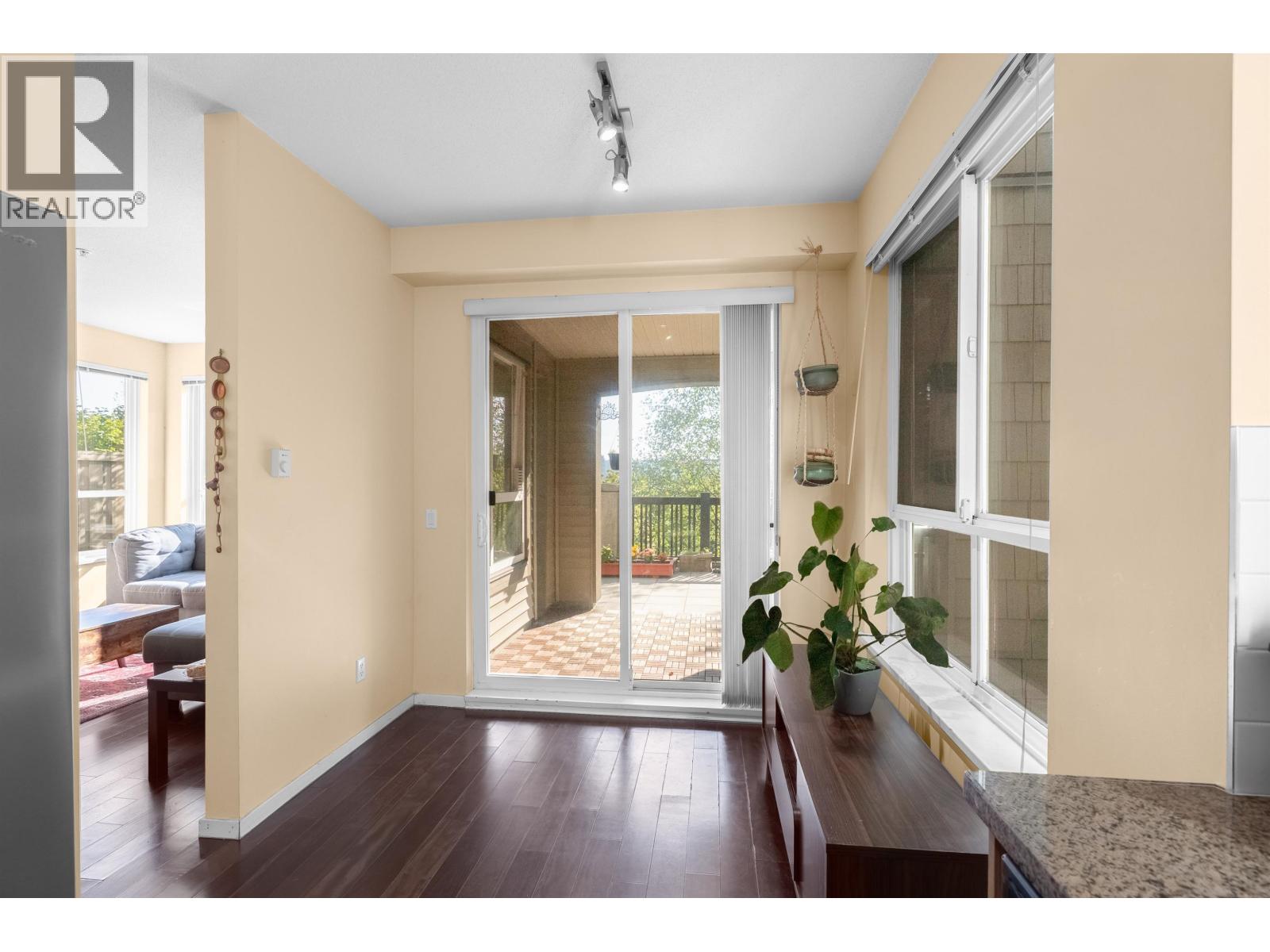 105 3050 Dayanee Springs Boulevard Property Photo 13