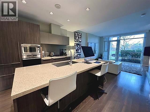 1618 COLUMBIA STREET Property Photo 1