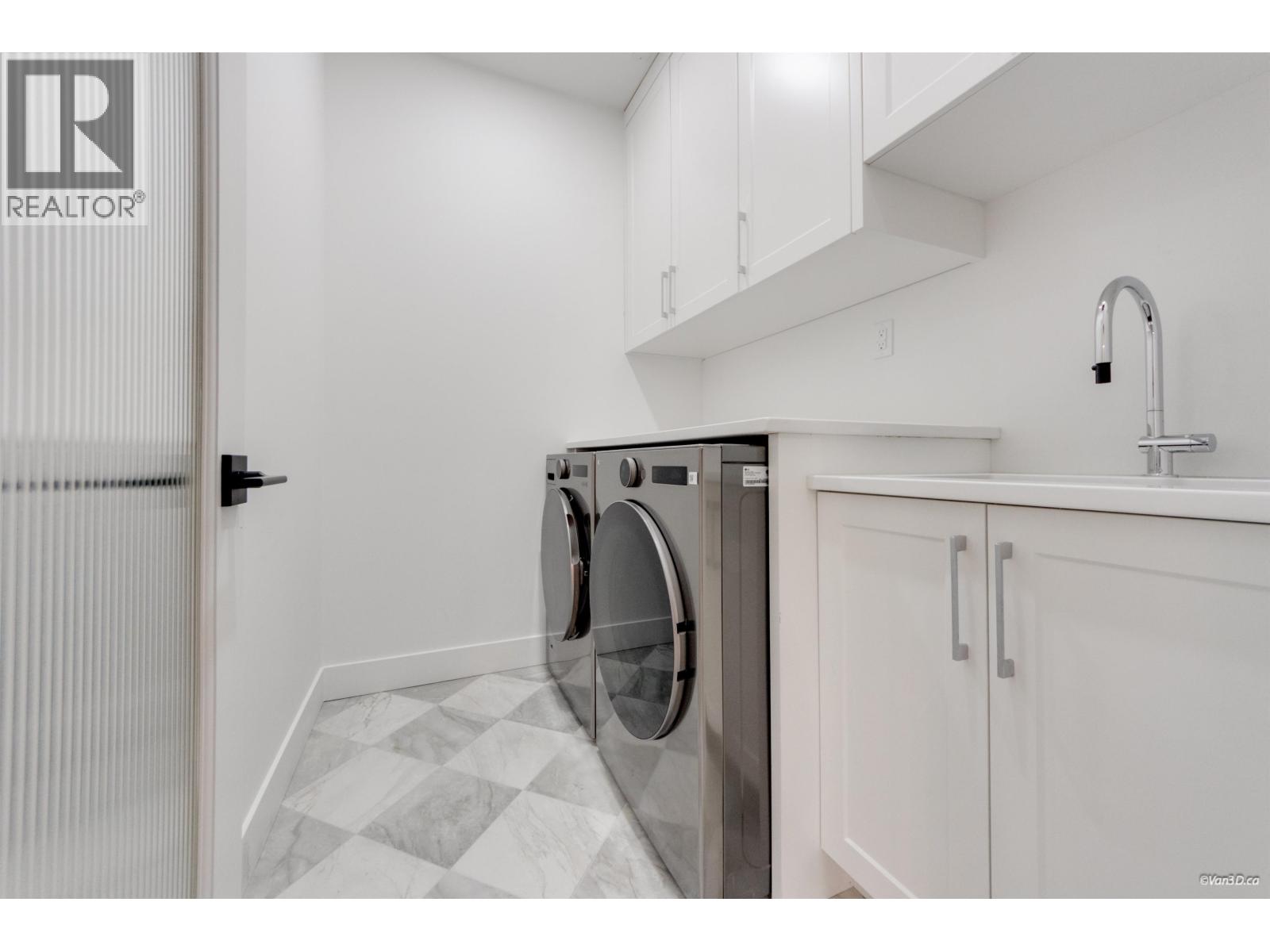819 Cornell Avenue Property Photo 18