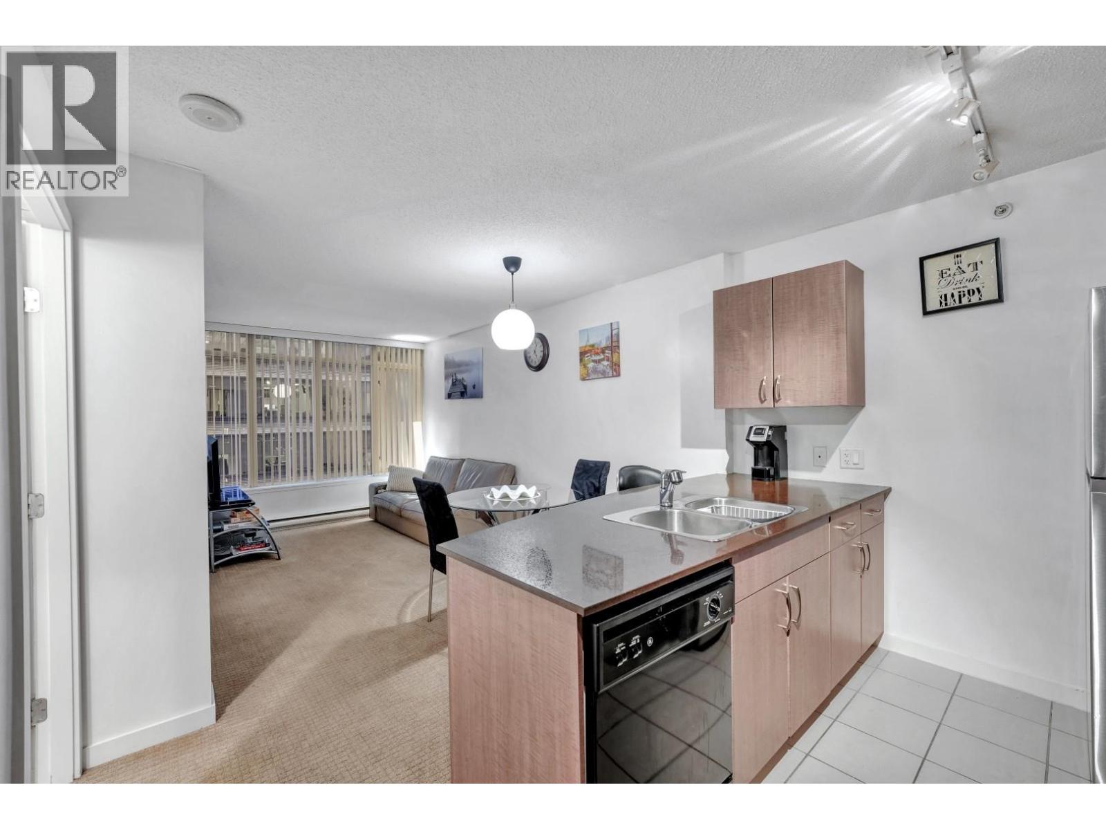1506 610 Granville Street Property Photo 1