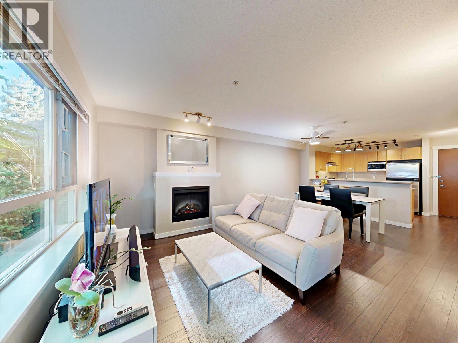 207 4783 DAWSON STREET