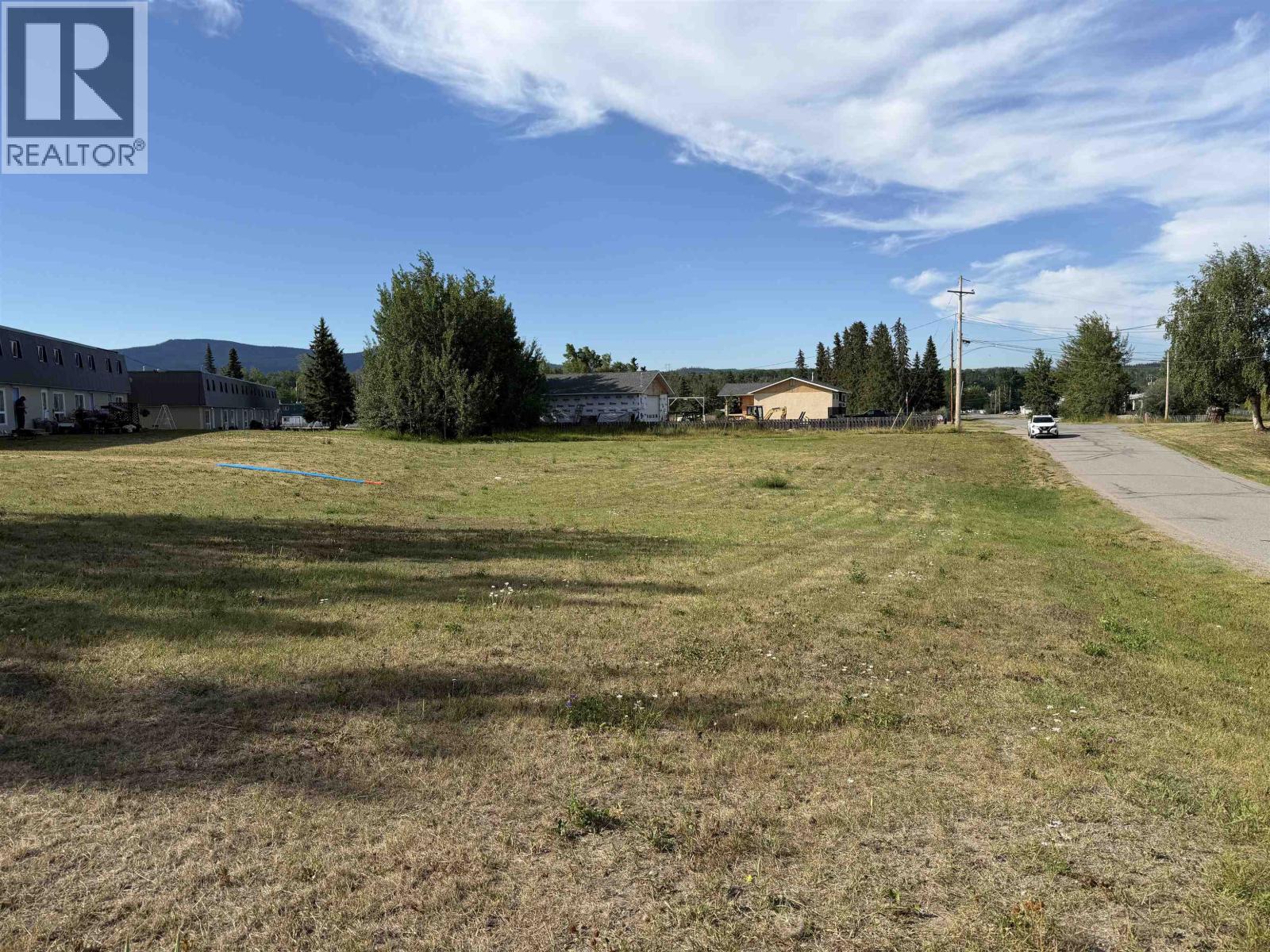 116 Tunasa Crescent Property Photo 7