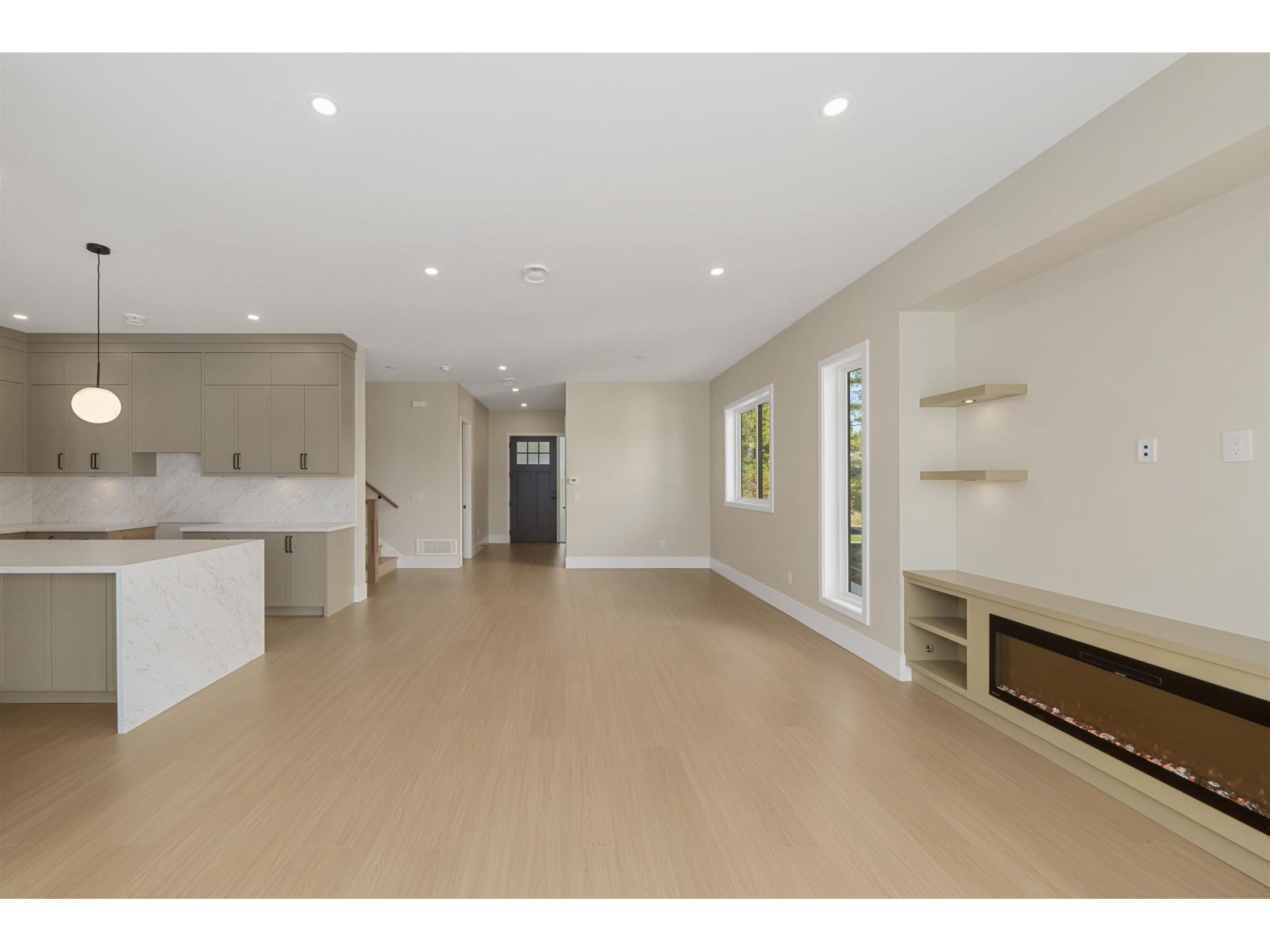 7750 196 Street Property Photo 10