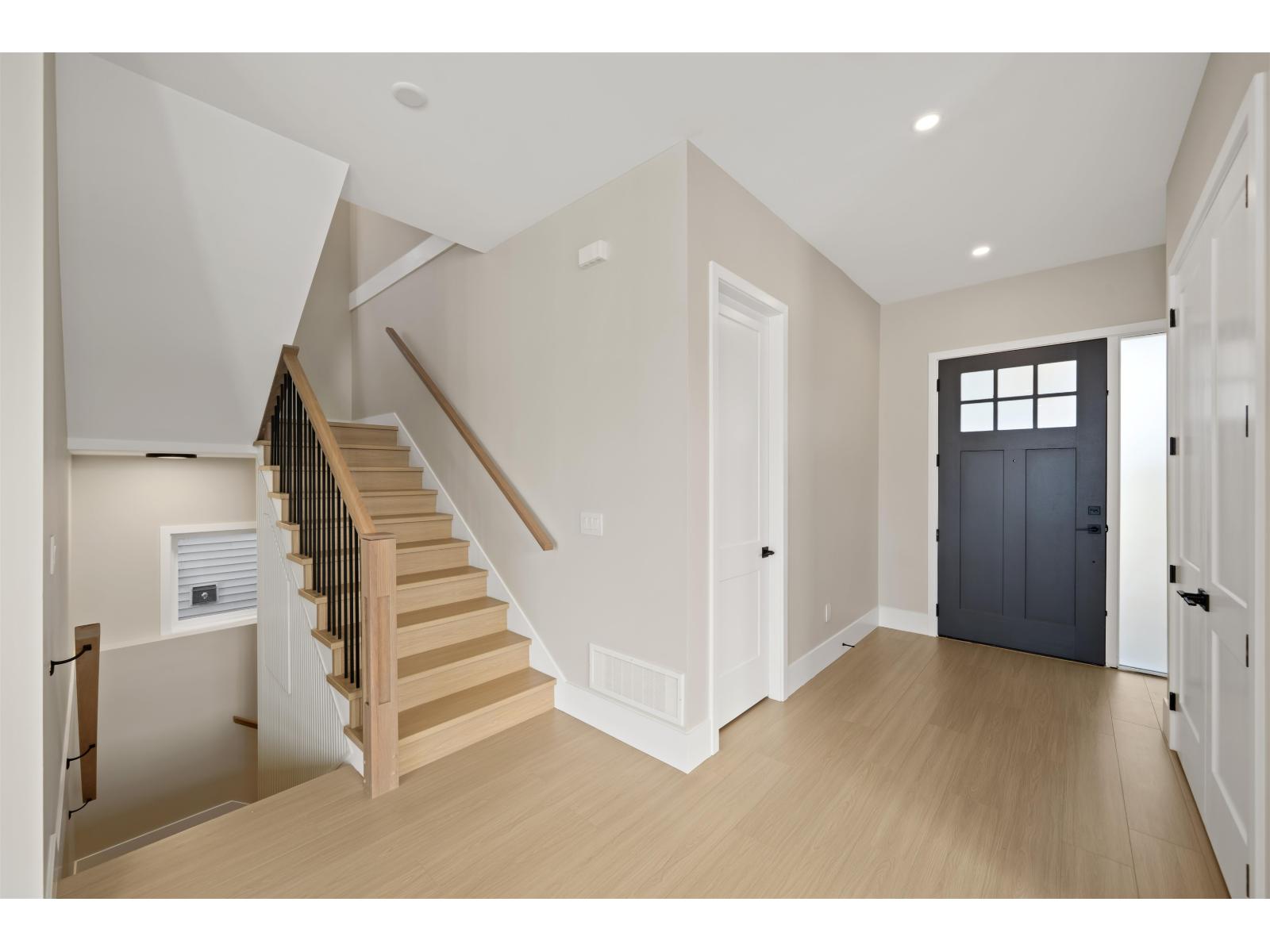 7750 196 Street Property Photo 11