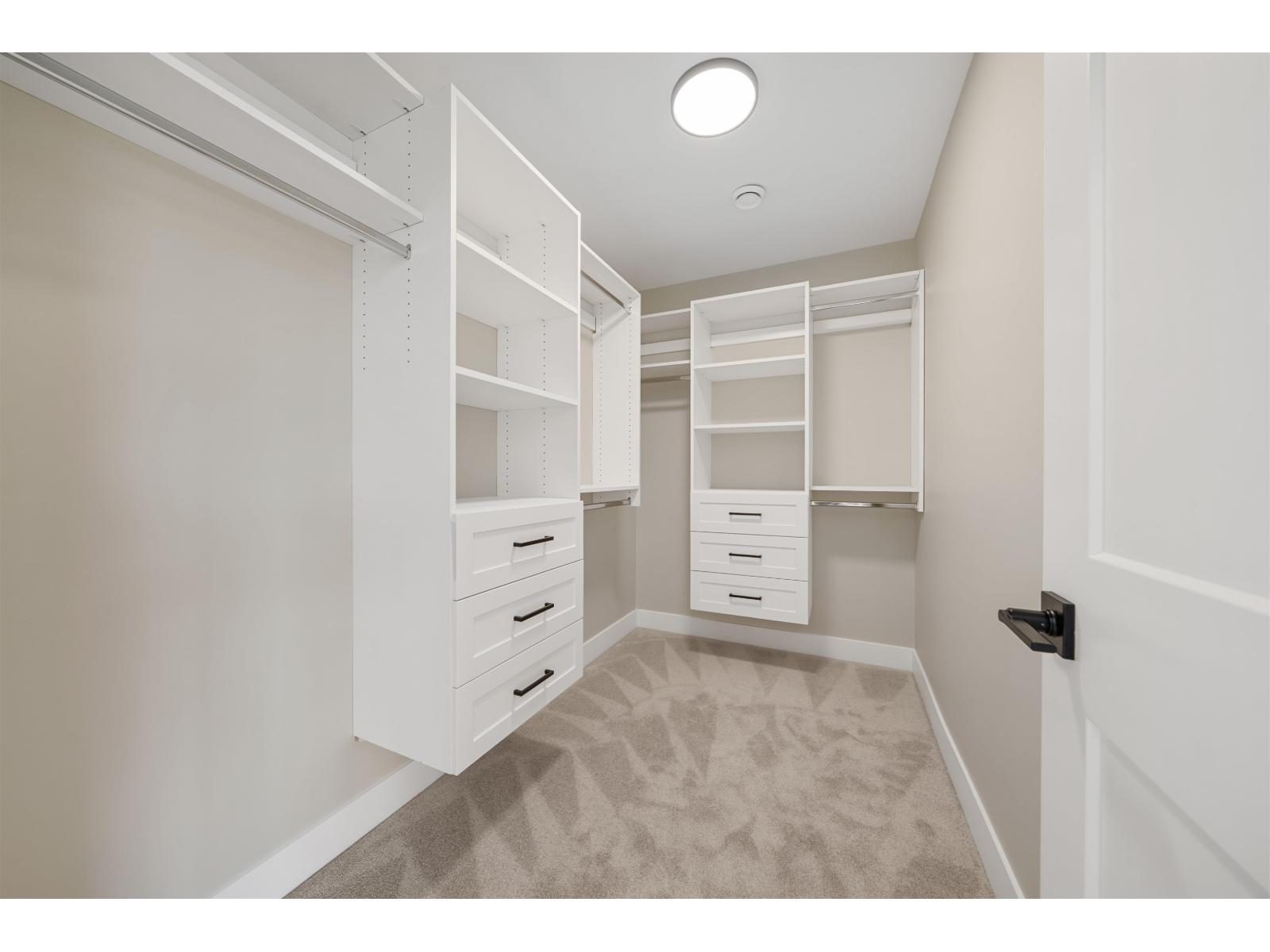 7750 196 Street Property Photo 15
